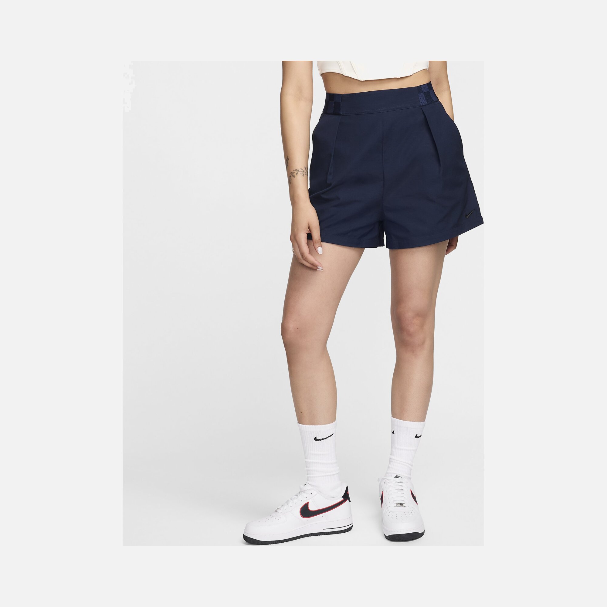 Nike Sportswear Collections High-Waisted 7.5cm (approx.) Trouser Style Kadın Şort