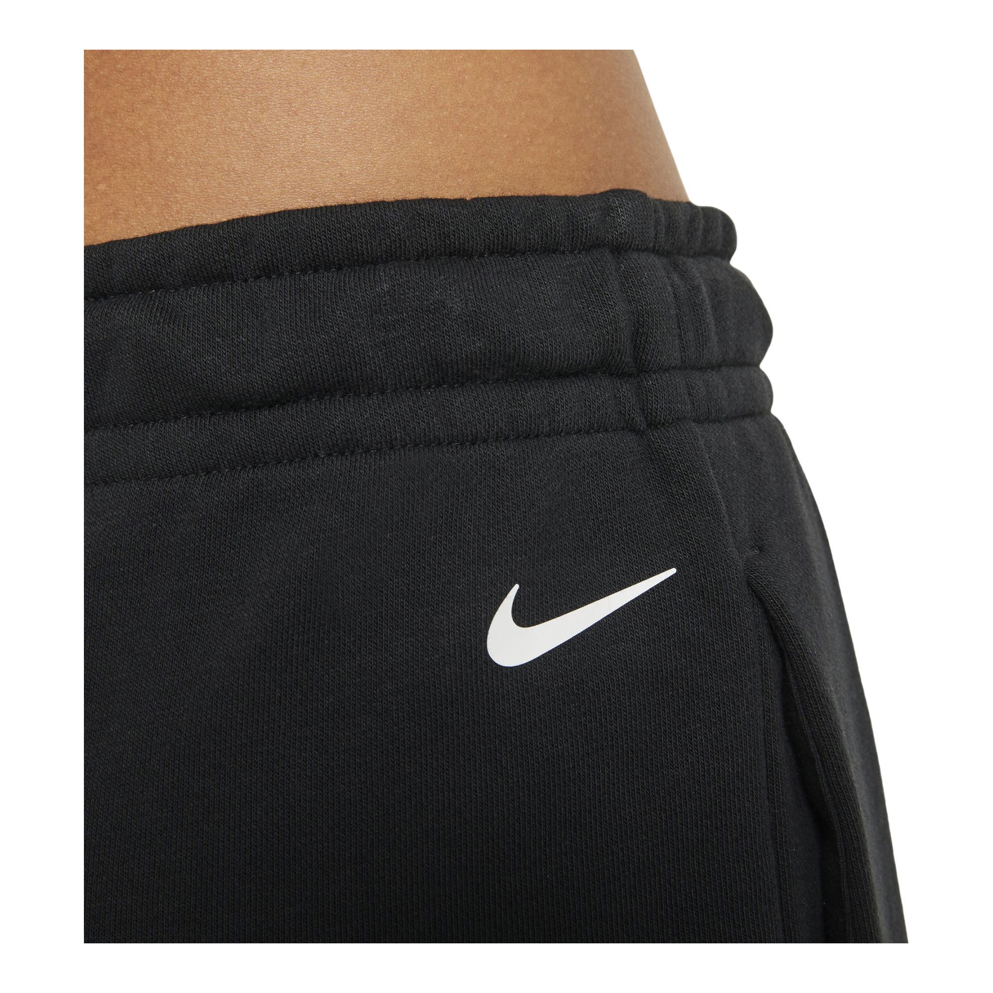 Nike Sportswear Essential Dance Kadın Şort