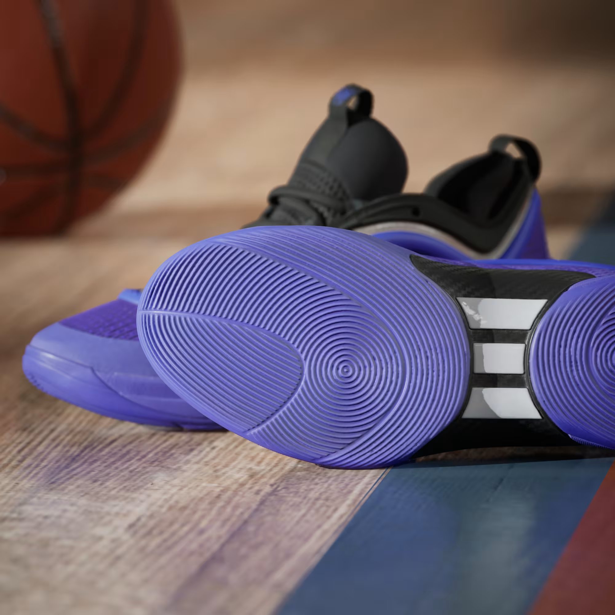 adidas D.O.N. Issue 6 Erkek Basketbol Ayakkabısı