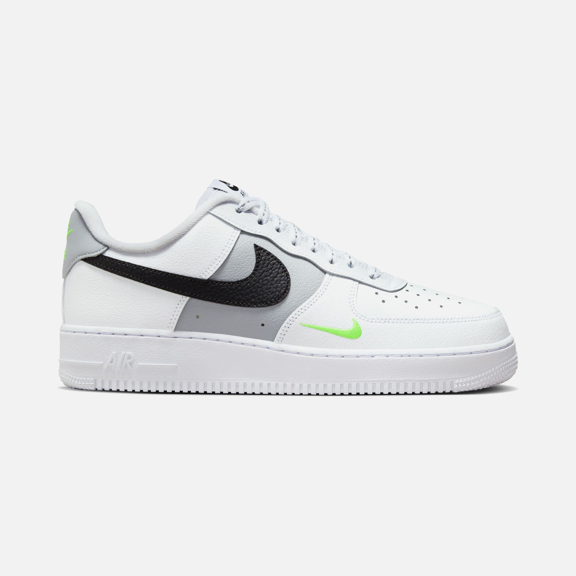 Nike Air Force 1 '07 '23 Erkek Spor Ayakkabı