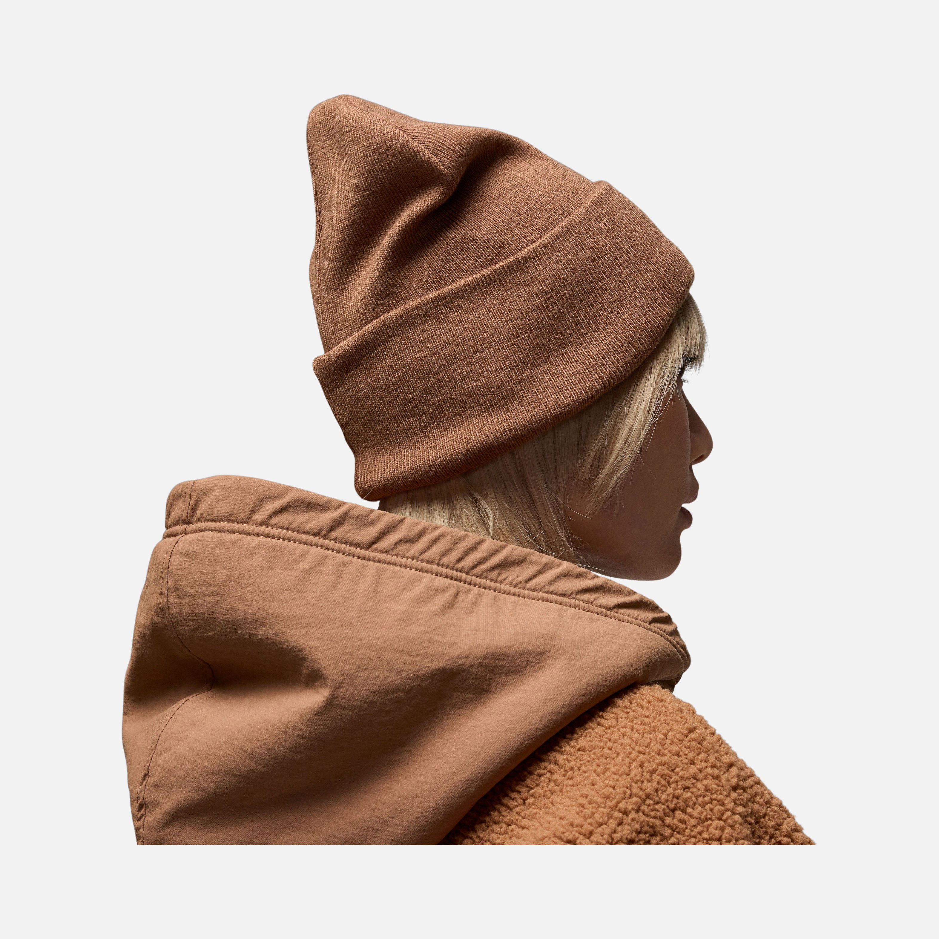 Nike Jordan Essential Peak Satin Lined Embroidered Logo Unisex Bere