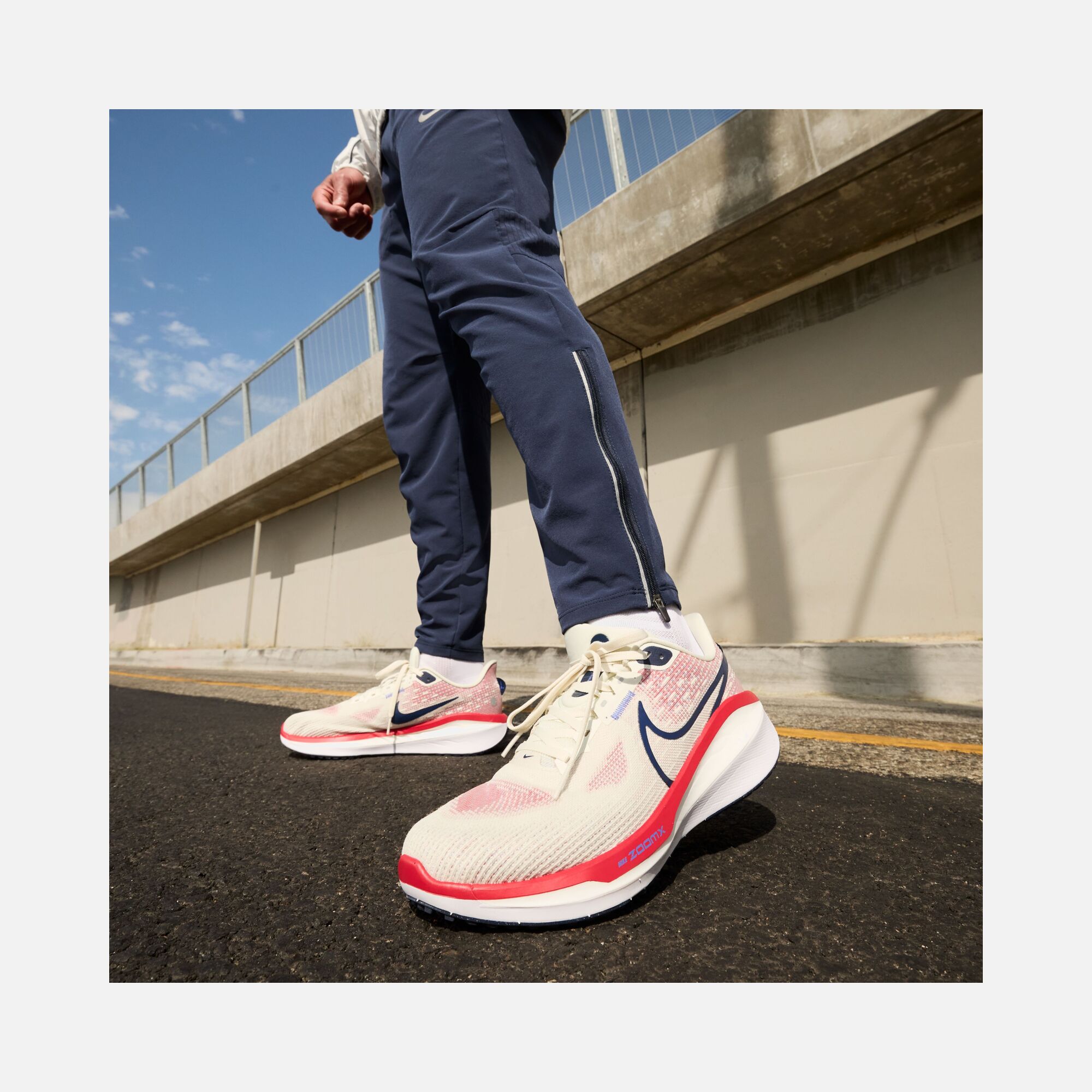 Nike Vomero 17 Road Running Erkek Spor Ayakkabı