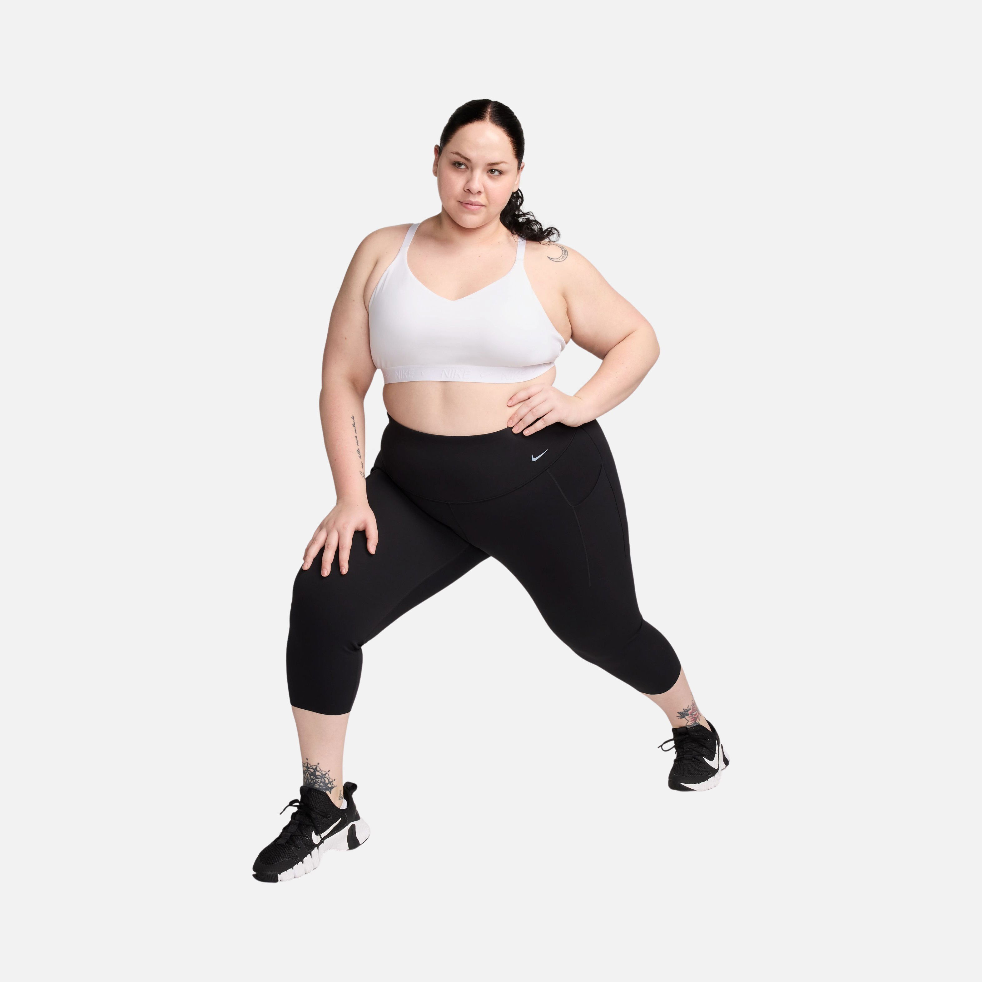 Nike Indy Light-Support Padded Adjustable Training (Plus Size) Kadın Bra