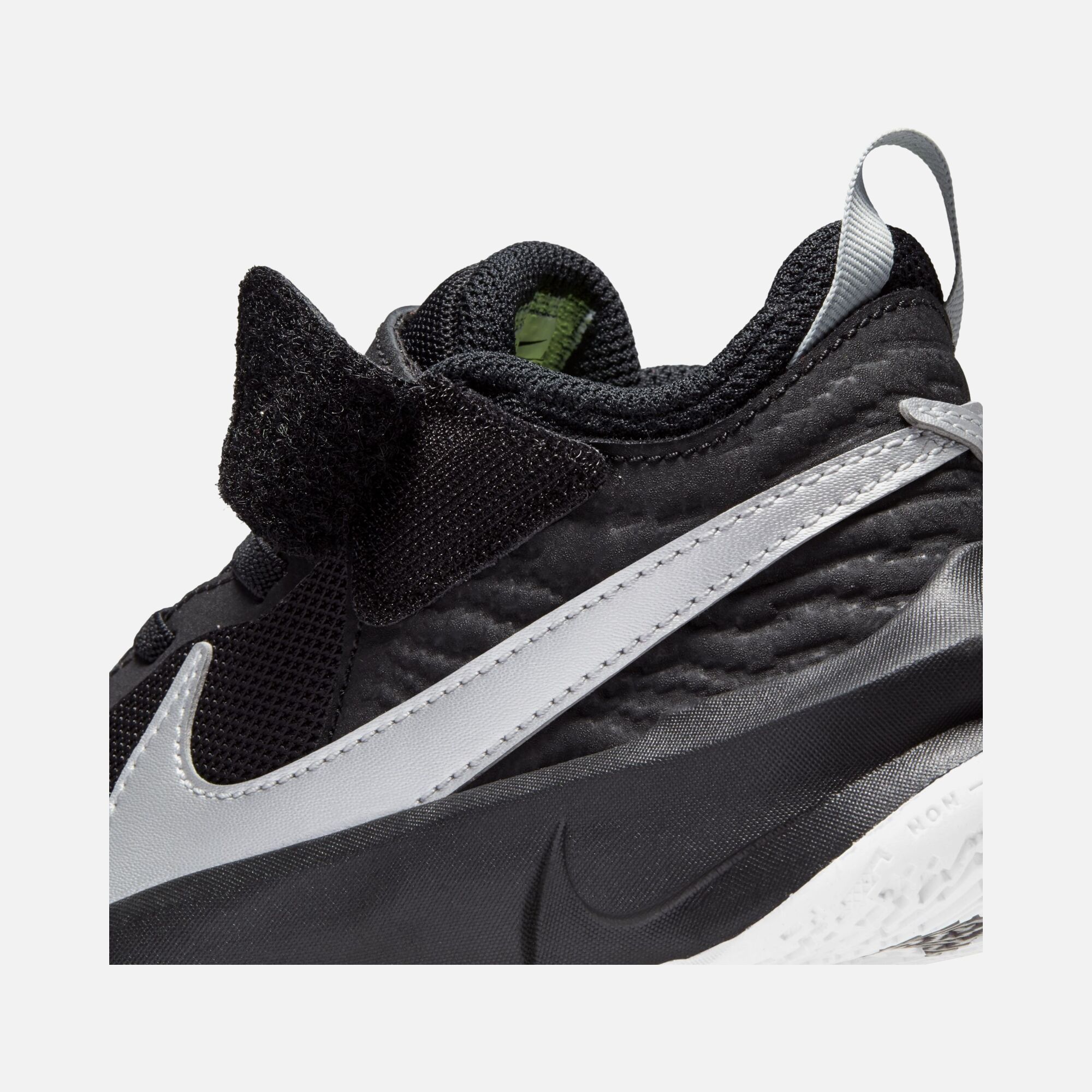 Nike Team Hustle D 10 (PS) Çocuk Basketbol Ayakkabısı