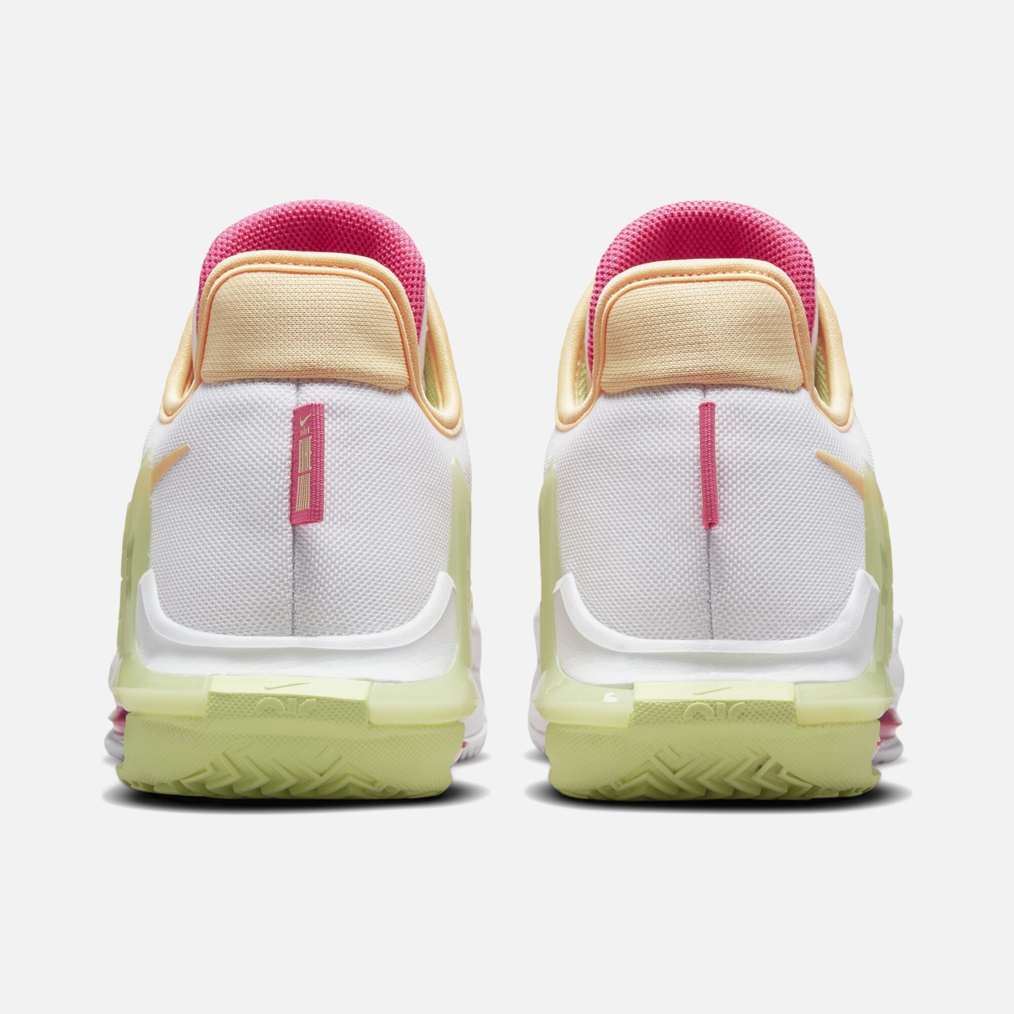 Nike LeBron James Witness VI Erkek Basketbol Ayakkabısı