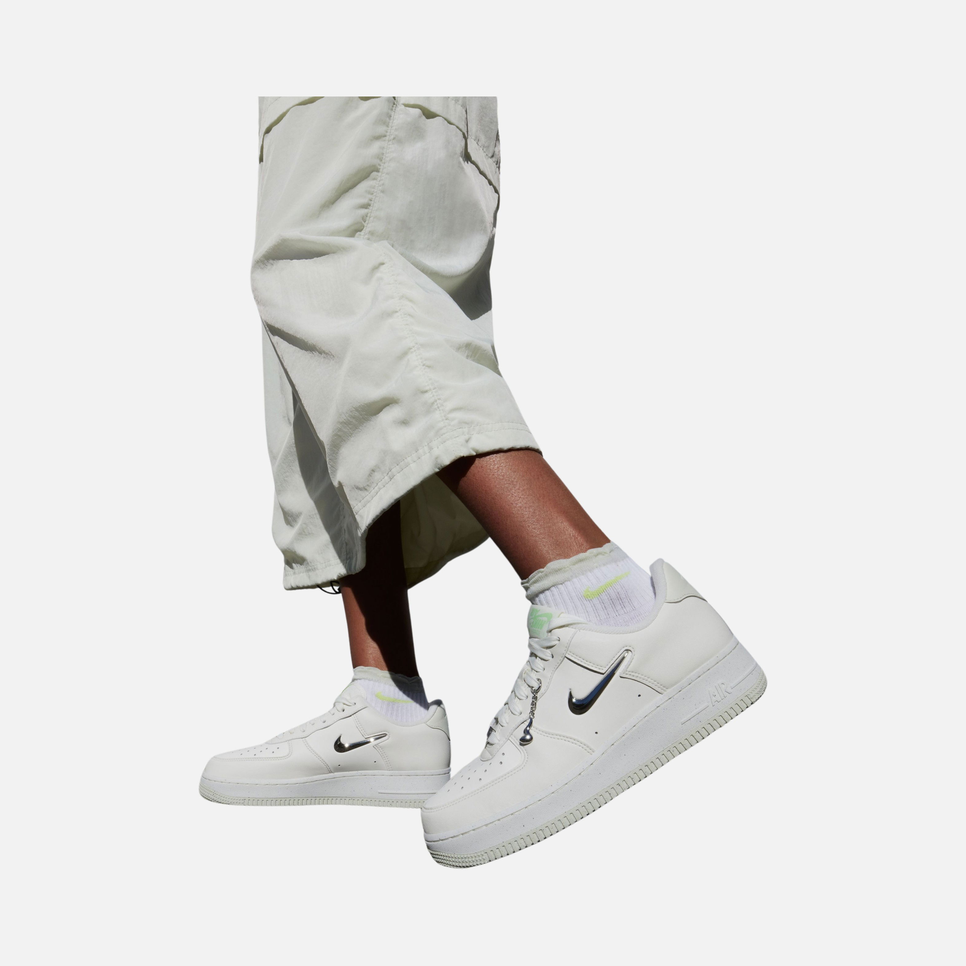 Nike Air Force 1 '07 Next Nature SE ''Chrome Accents on Laces'' Kadın Spor Ayakkabı