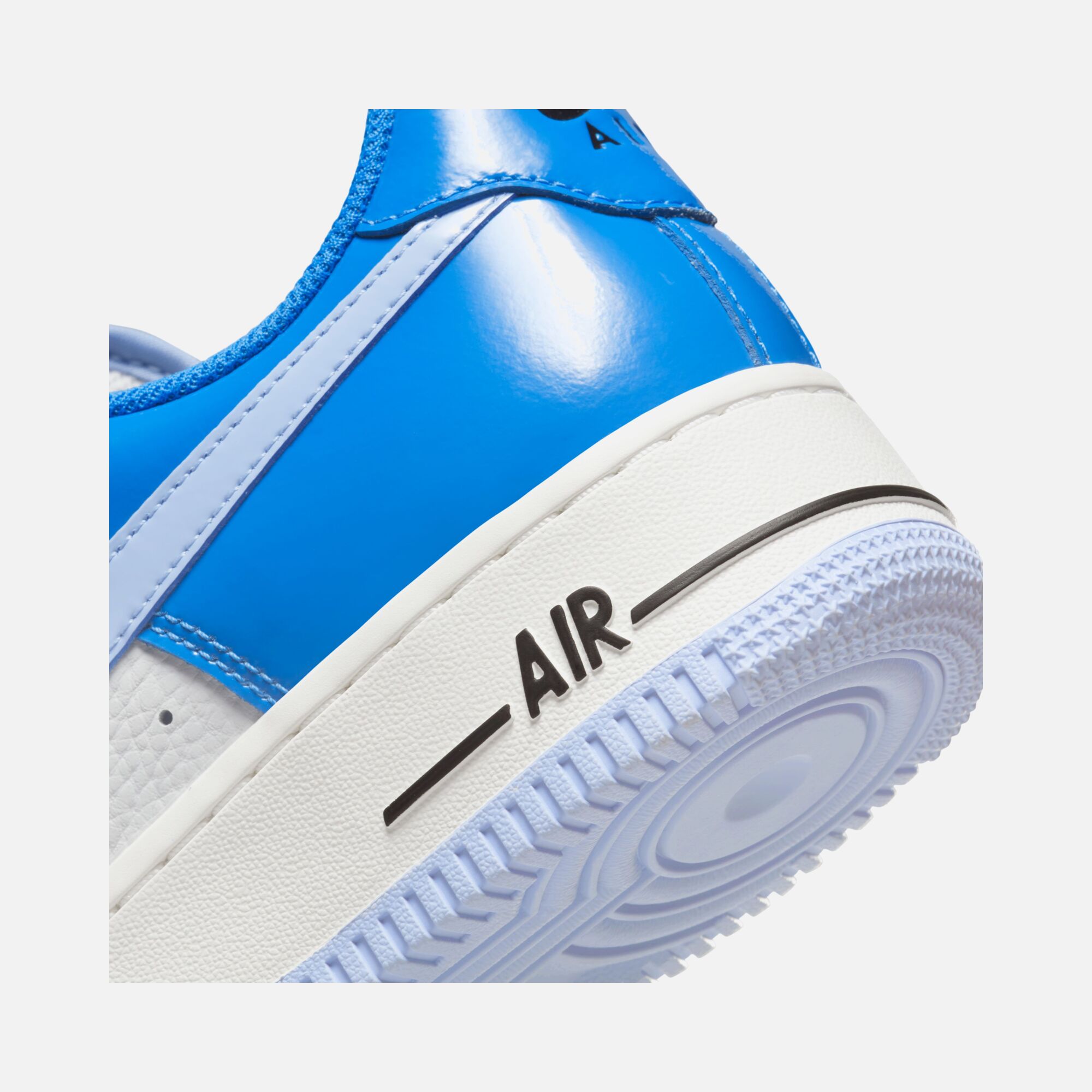 Nike Air Force 1 '07 ''Shiny Patent Leather Highlights'' Kadın Spor Ayakkabı