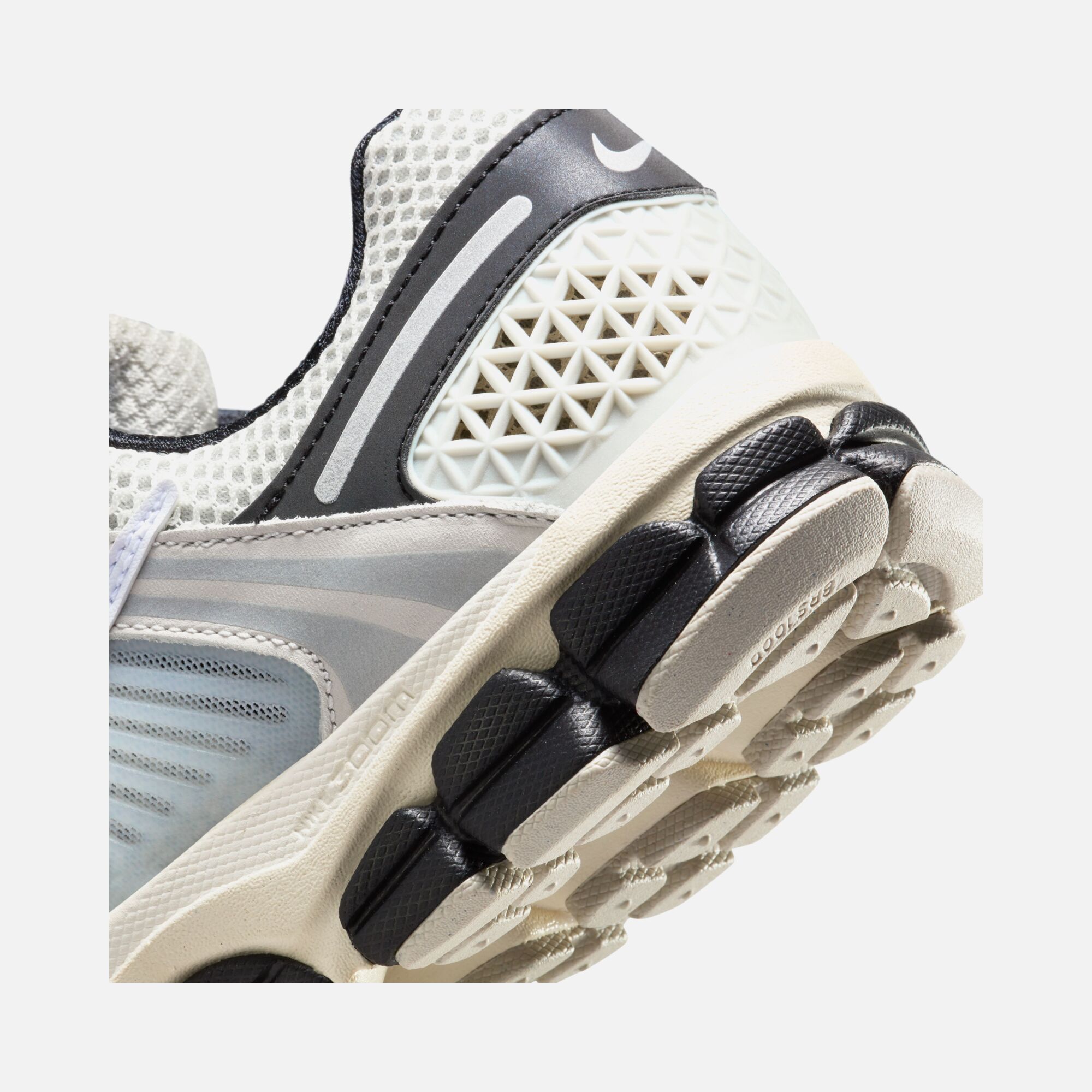 Nike Zoom Vomero 5 Premium ''Light Bone and Black'' Erkek Spor Ayakkabı