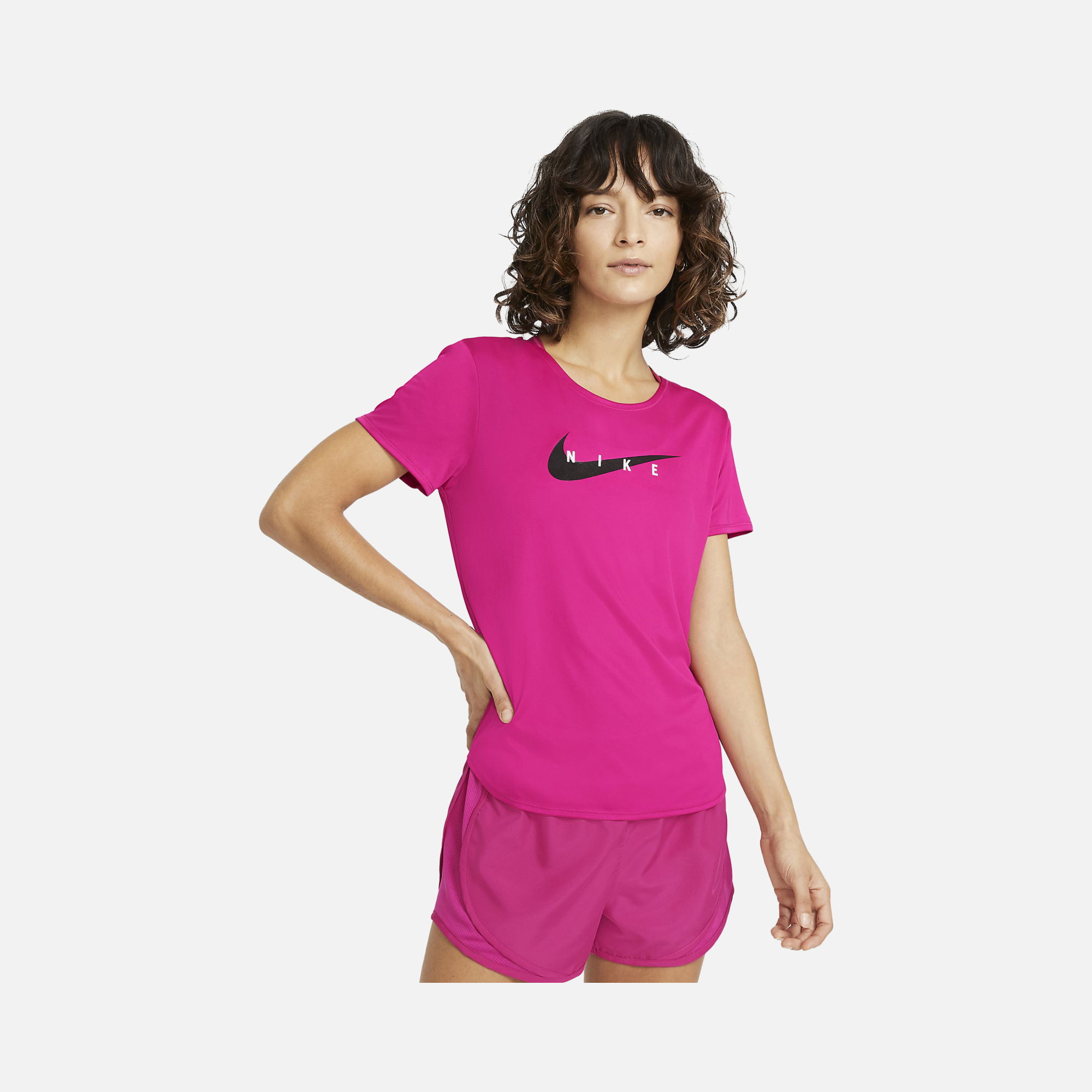 Nike Swoosh Run Short-Sleeve Running Top Kadın Tişört