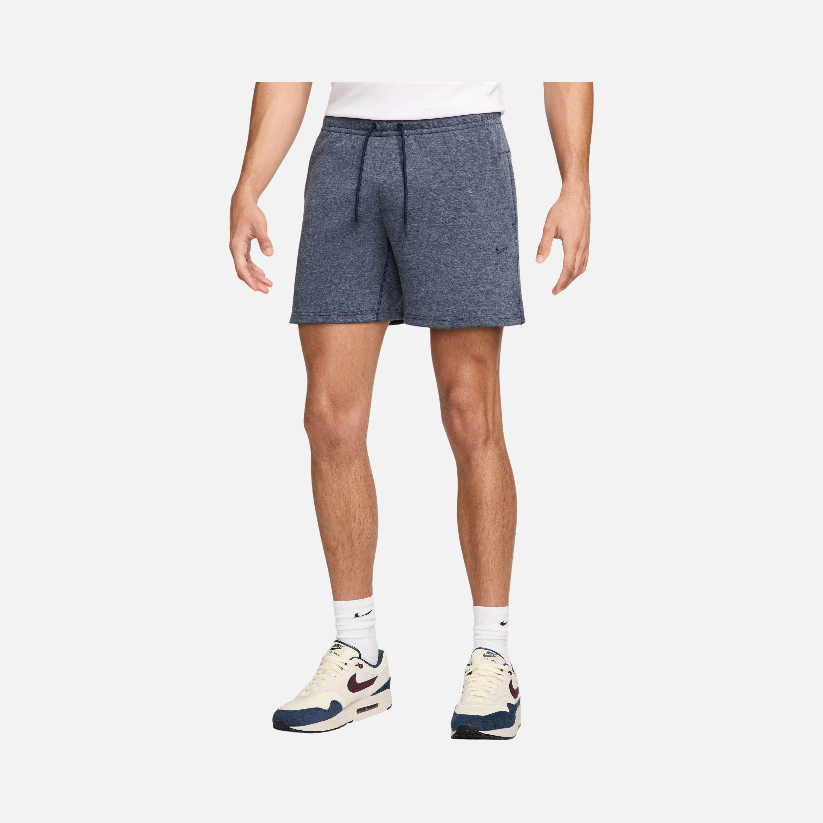 Nike Primary 7" Dri-Fit UV Unlined Versatile Training Erkek Şort