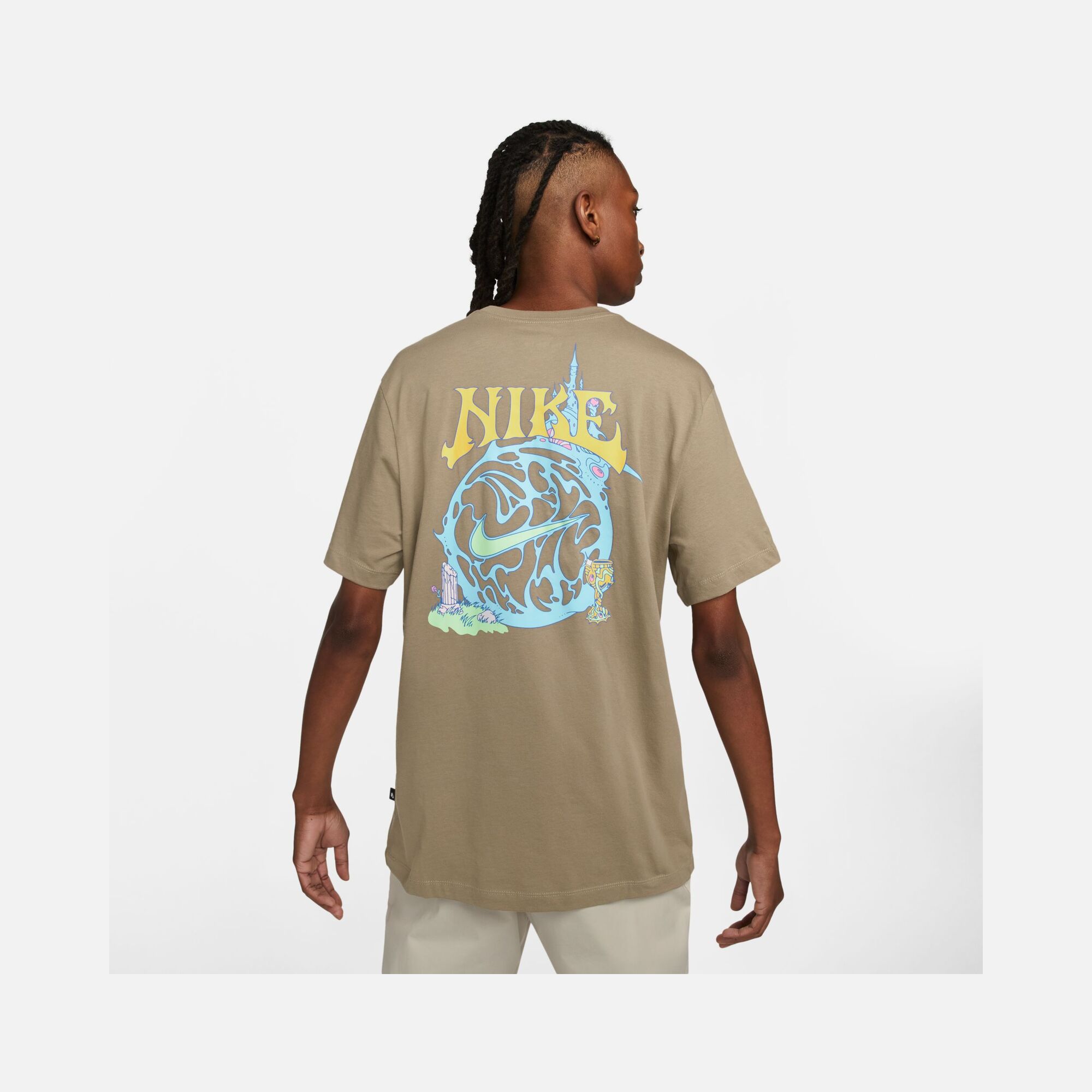 Nike Sportswear ''Fantasy Lbr'' Graphics Short-Sleeve Erkek Tişört