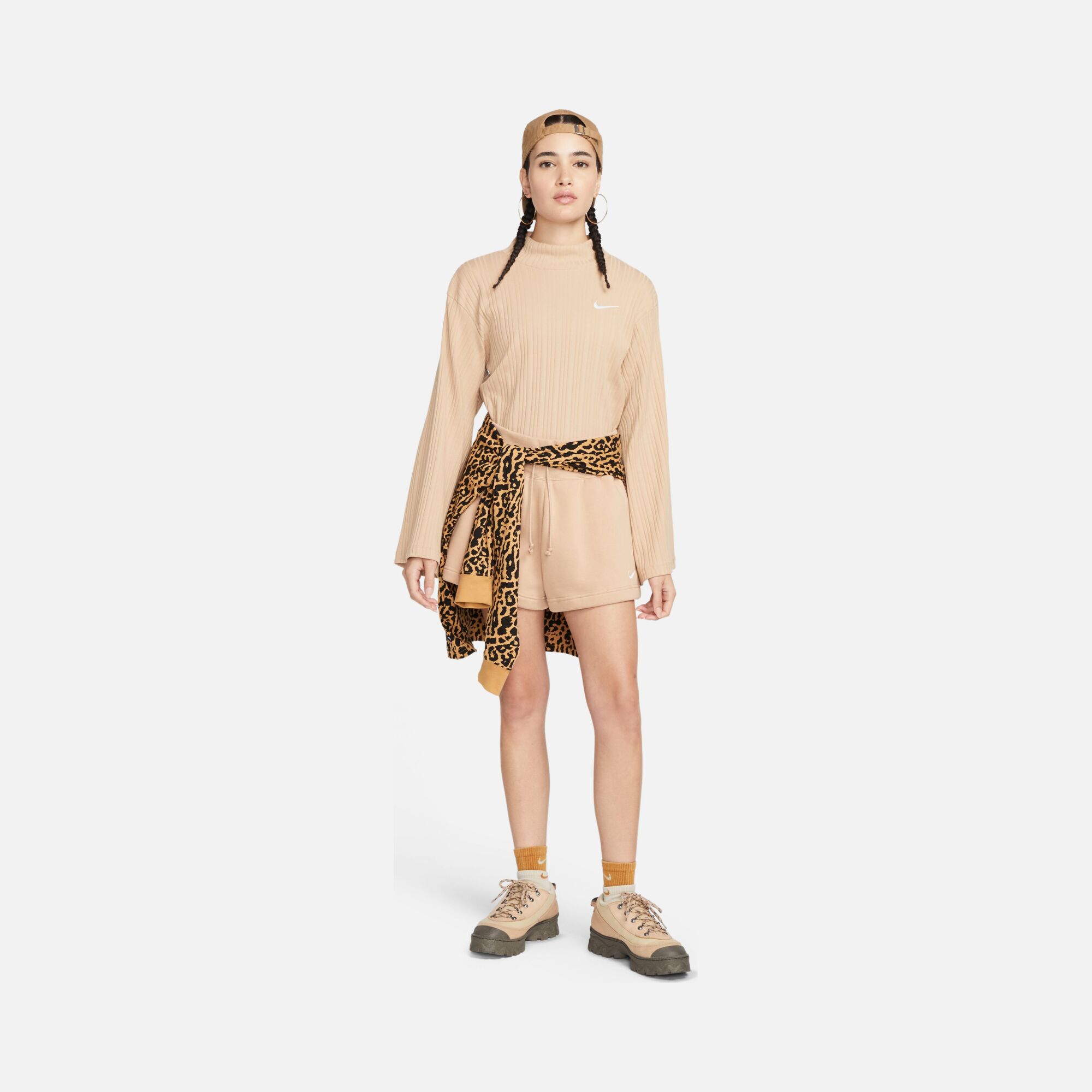 Nike Sportswear Phoenix Fleece High-Waisted Kadın Şort