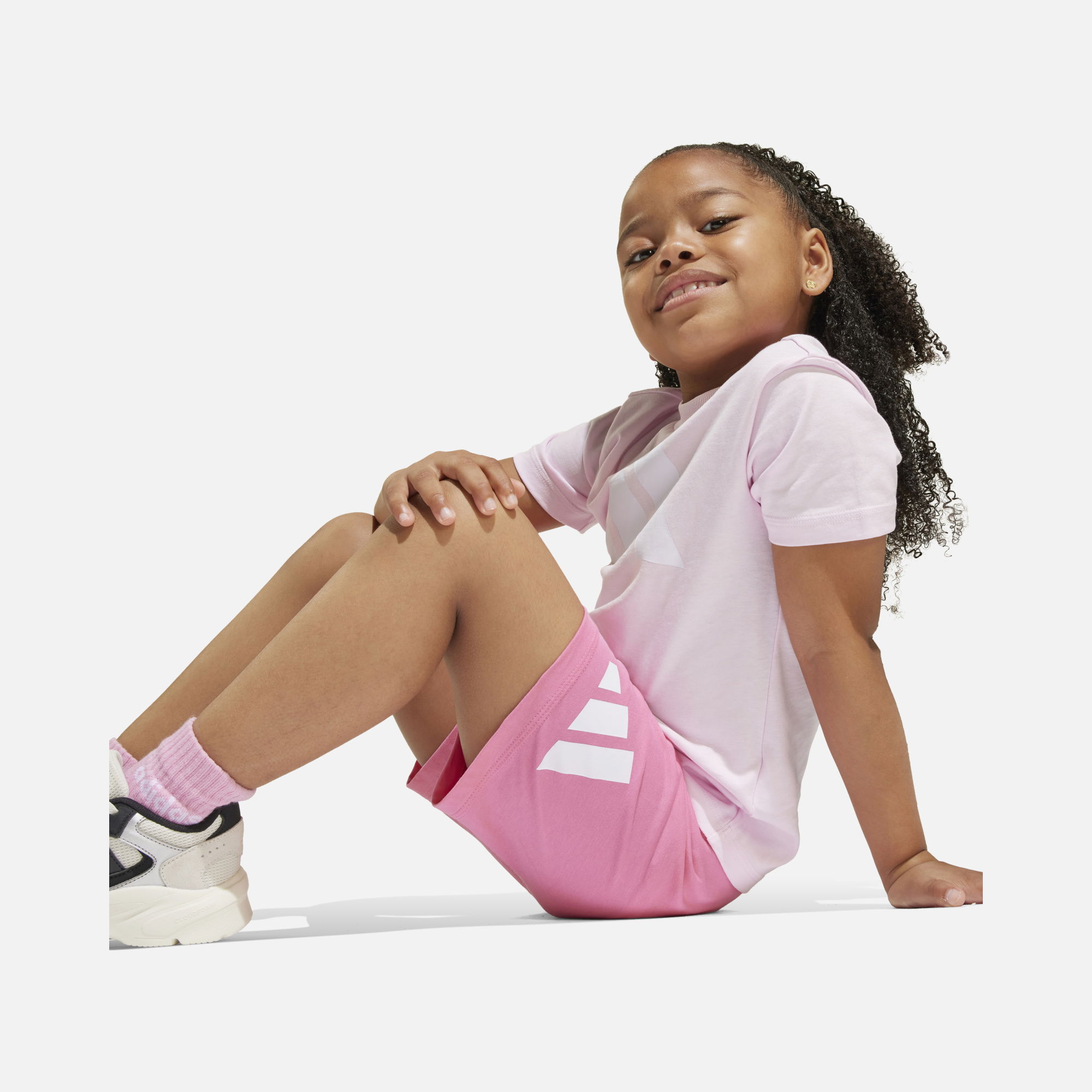 adidas Sportswear Essentials Big 3 Bar Logo Graphic Short-Sleeve Tişört&Şort Çocuk Takım