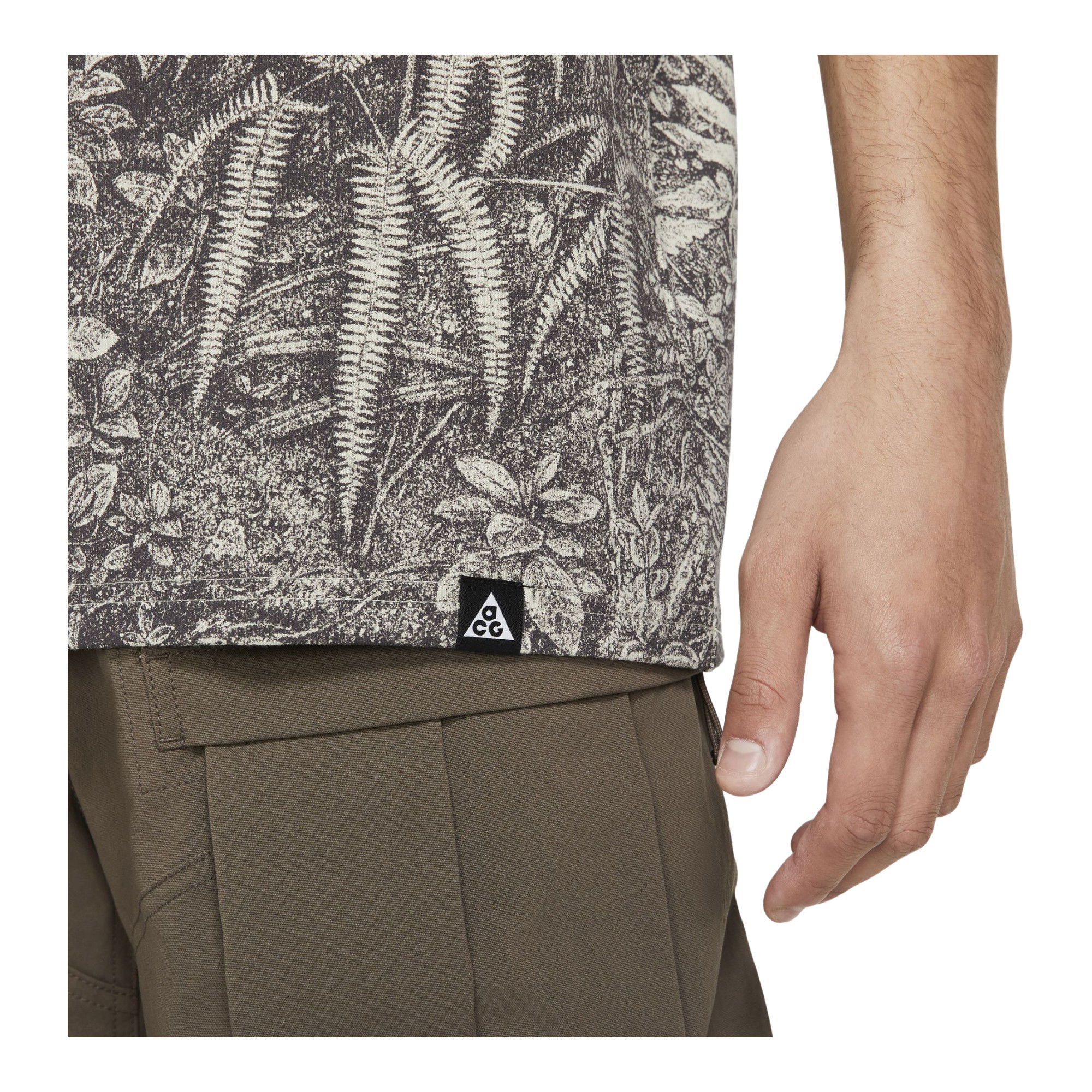 Nike Sportswear ACG Print Short-Sleeve Erkek Tişört