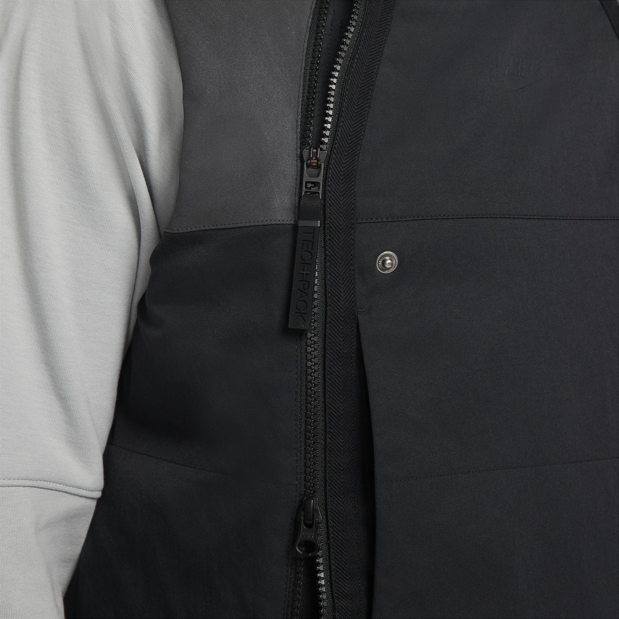 Nike Sportswear Tech Pack Reflective Woven Unlined Erkek Yelek