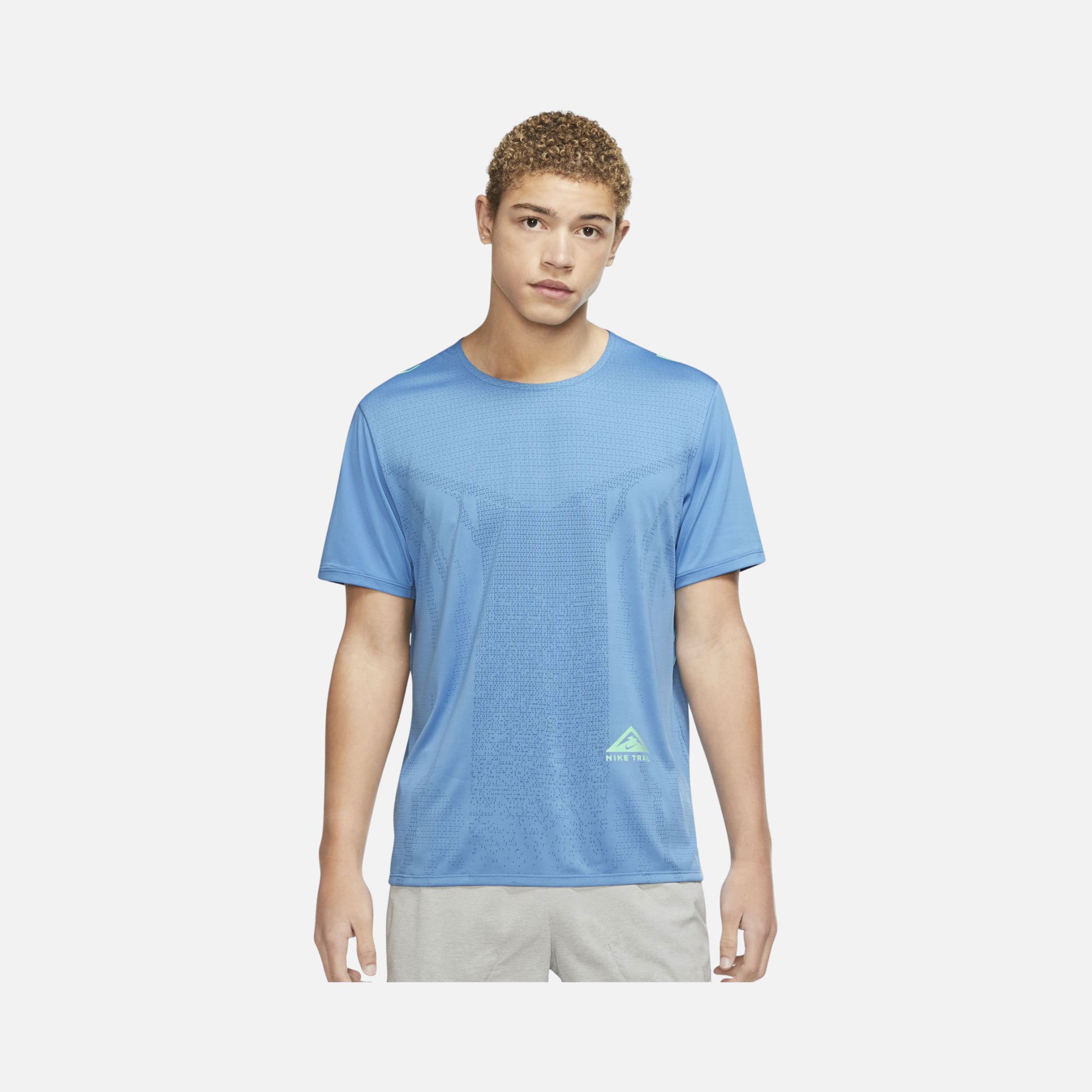 Nike Dri-Fit Rise 365 Trail Running Short-Sleeve Erkek Tişört