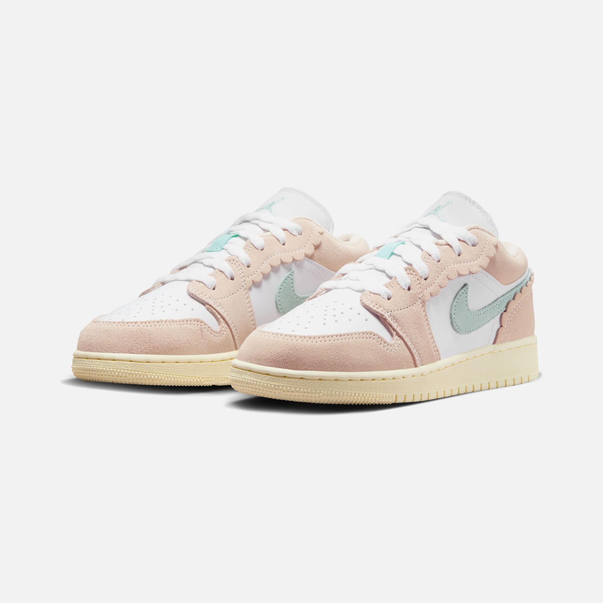 Nike Air Jordan 1 Low SE ''Scalloped Edge Suede Details'' (GS) Spor Ayakkabı