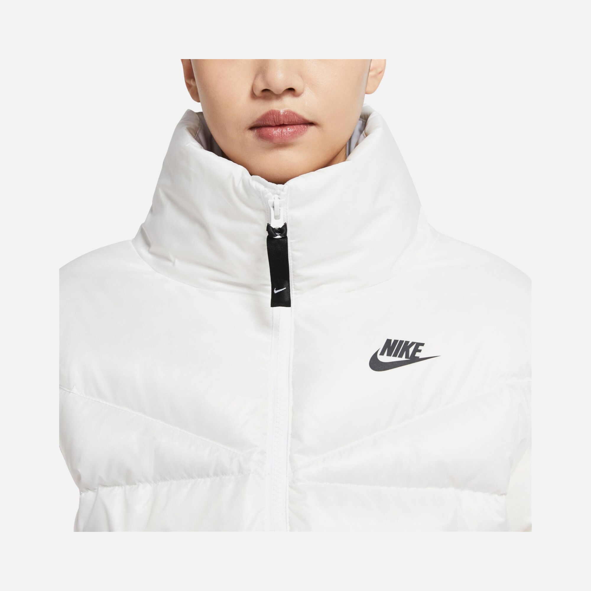 Nike Sportswear Therma-Fit City Series Full-Zip Kadın Mont