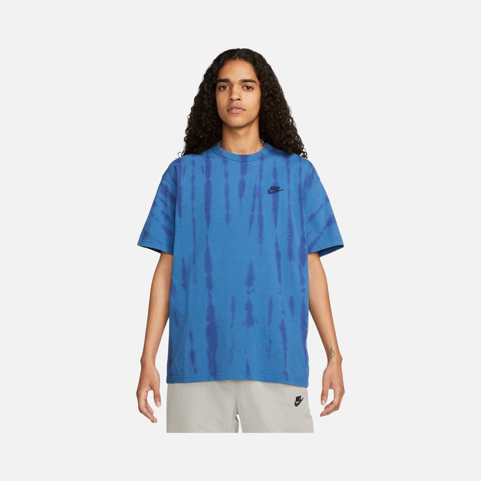 Nike Sportswear Premium Essentials Tie-Dyed Short-Sleeve Erkek Tişört