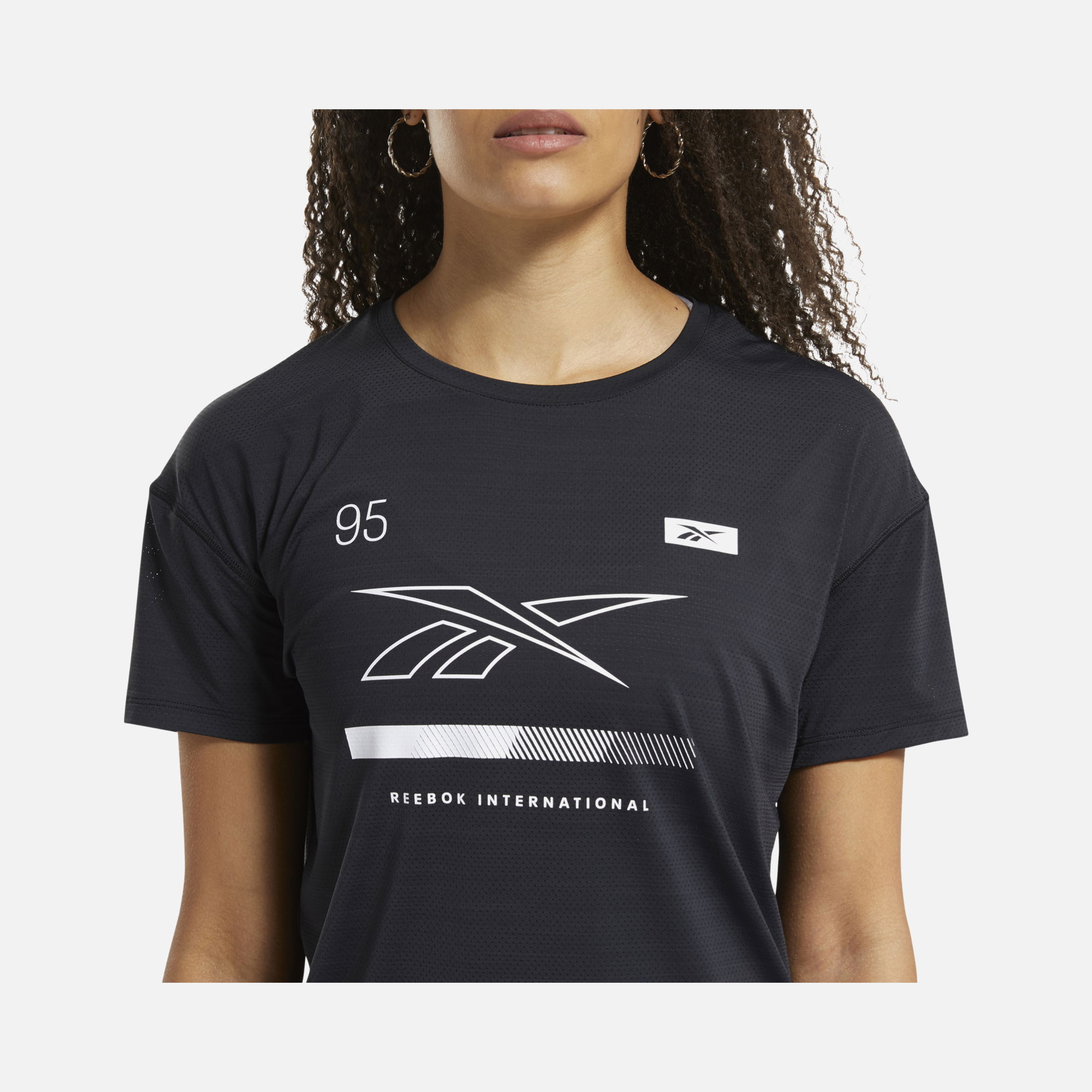 Reebok ACTIVCHILL Graphic Short-Sleeve Kadın Tişört