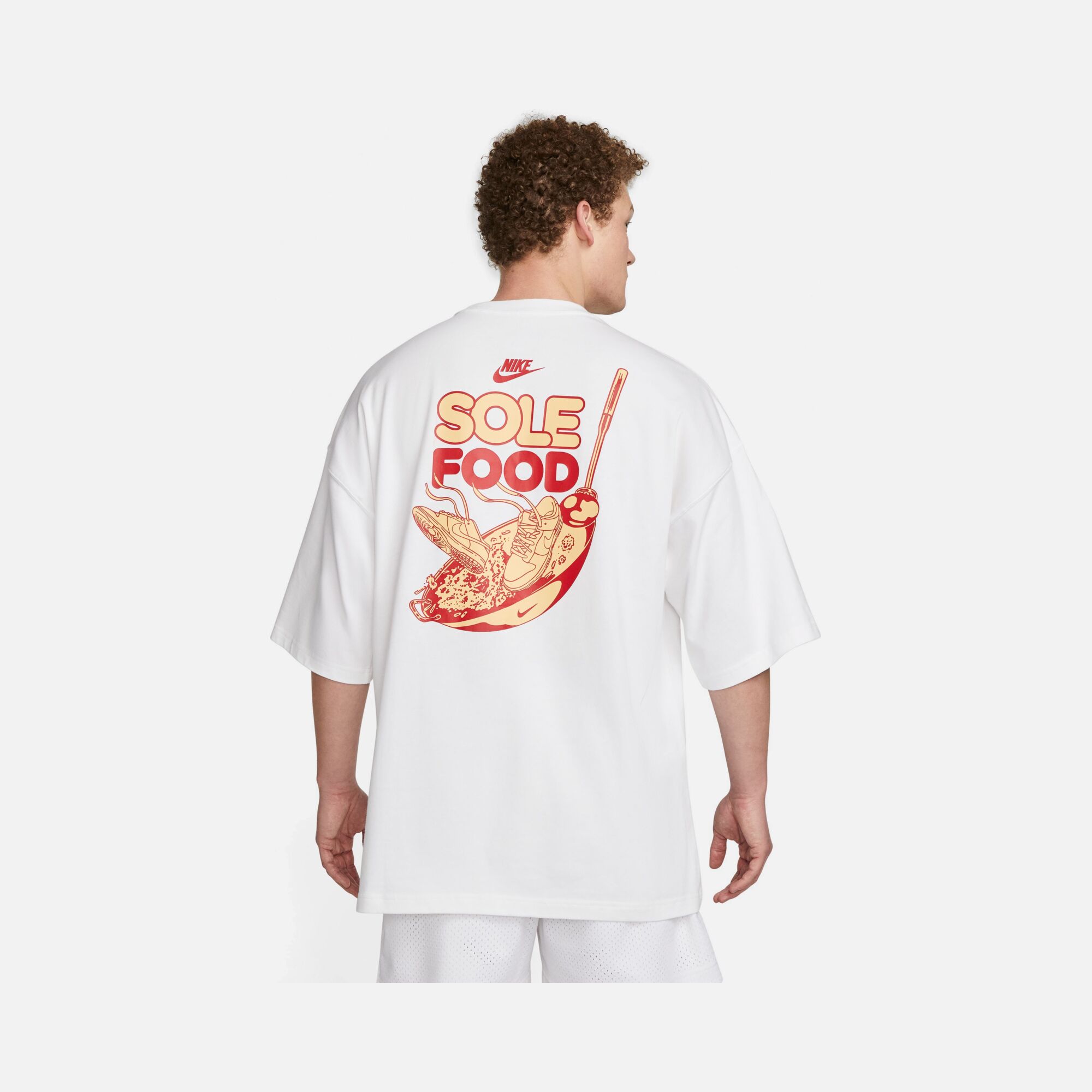 Nike Sportswear Sole Food Graphic Oversized Short-Sleeve Erkek Tişört