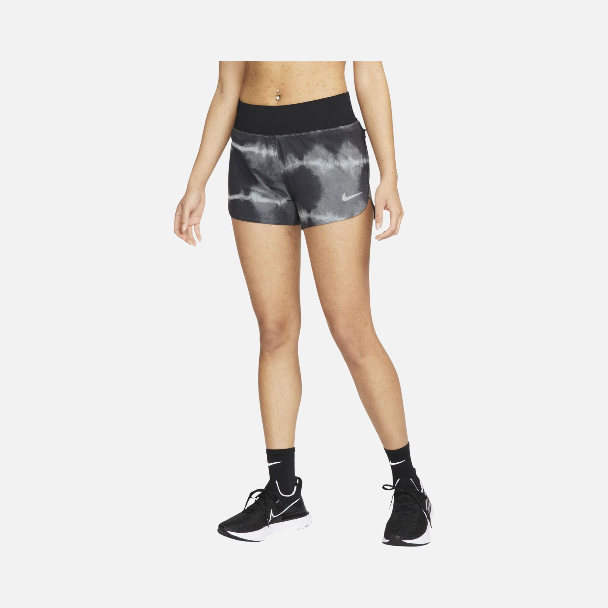 Nike Dri-Fit Eclipse Mid-Rise Printed RunningKadın Şort