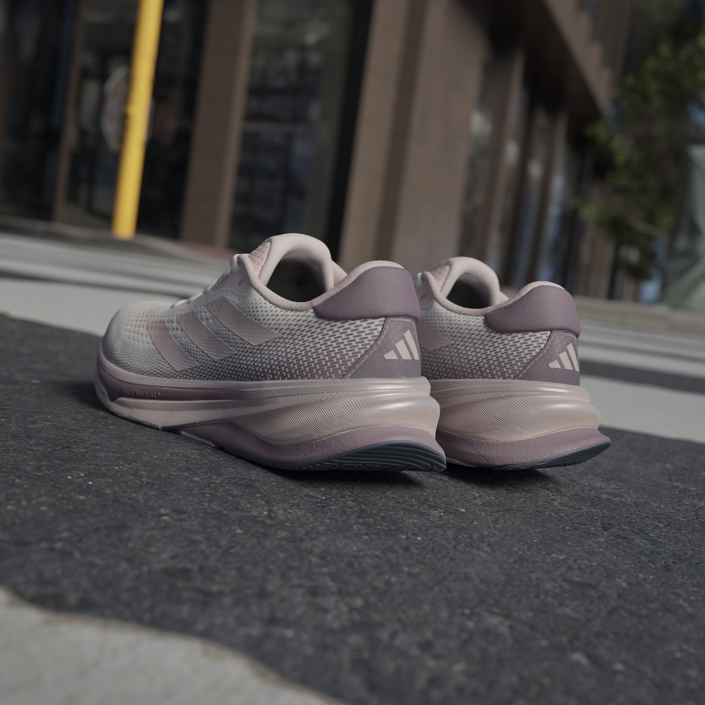 adidas Supernova Solution Running FW24 Kadın Spor Ayakkabı