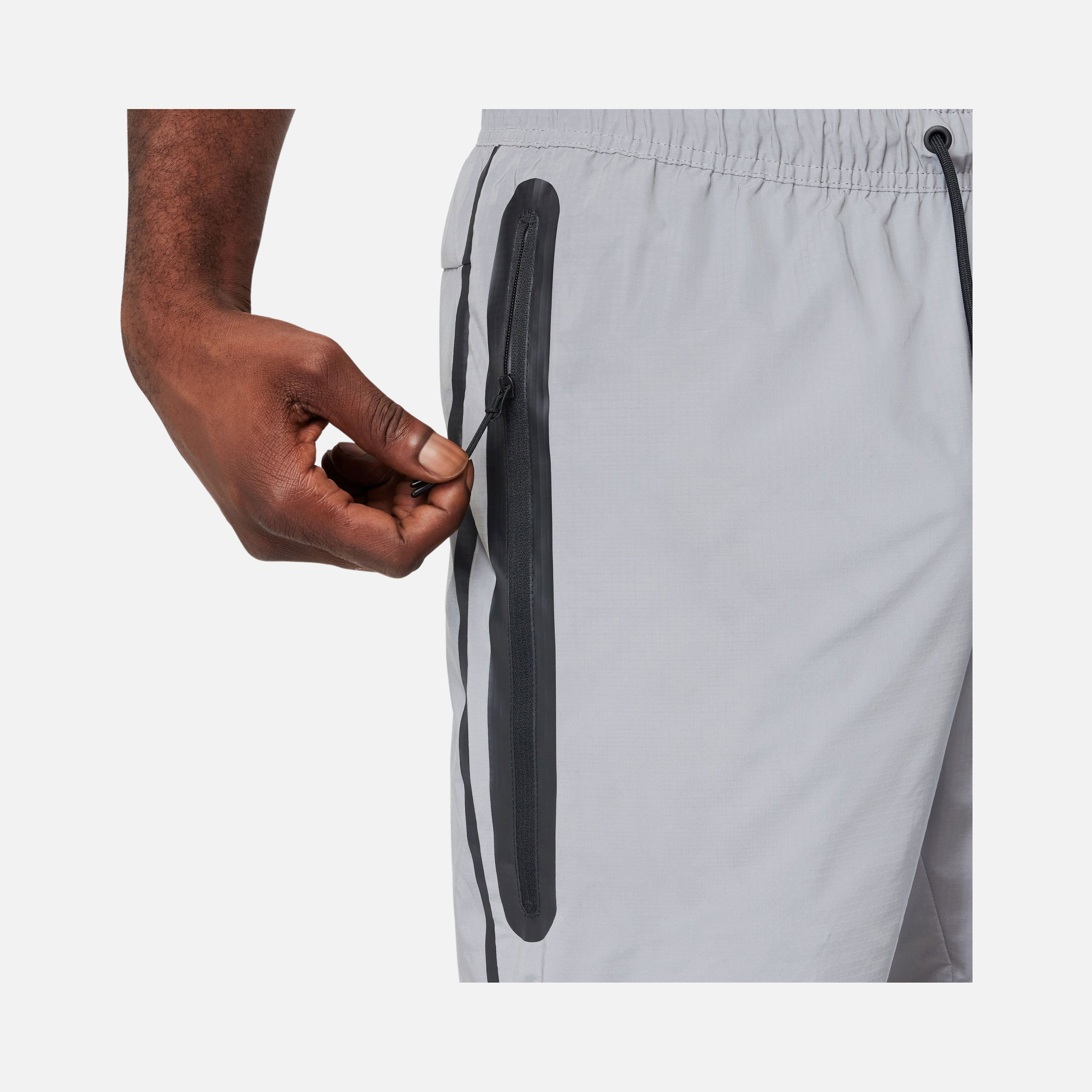 Nike Sportswear Tech Seasonal Woven Flash Erkek Eşofman Altı