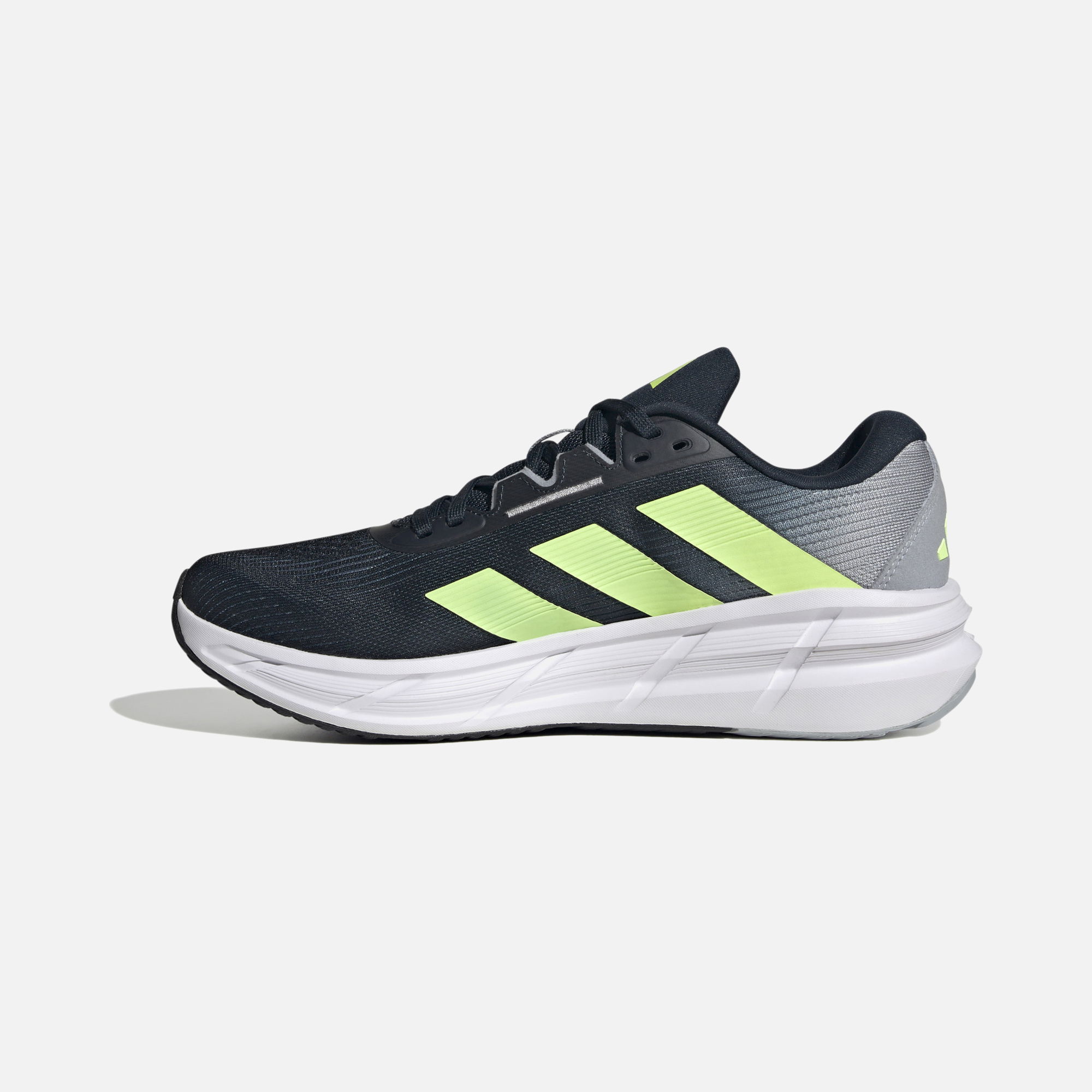 adidas Questar 3 Short Distance Road Running Erkek Spor Ayakkabı