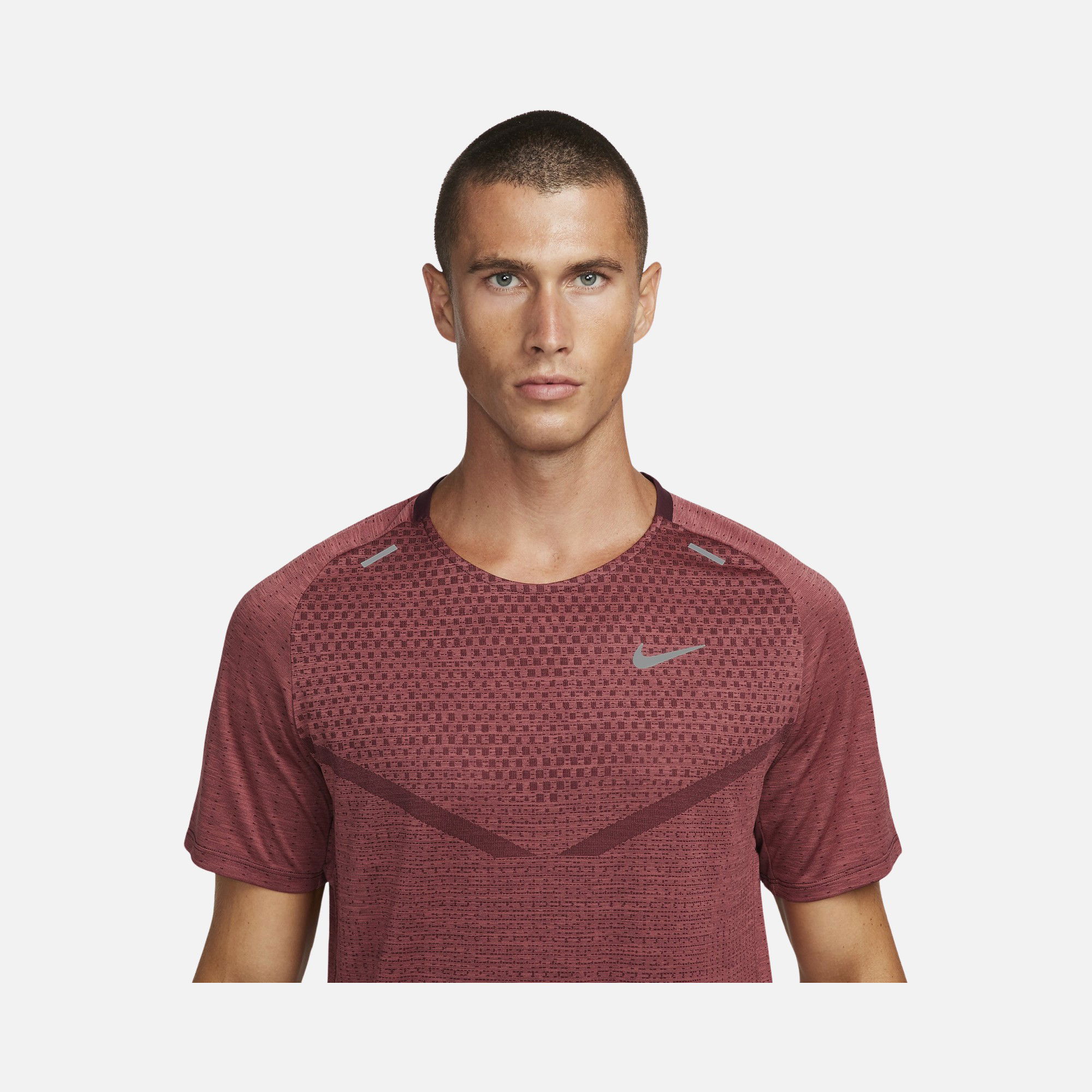Nike Dri-Fit ADV TechKnit Ultra Running Short-Sleeve Erkek Tişört