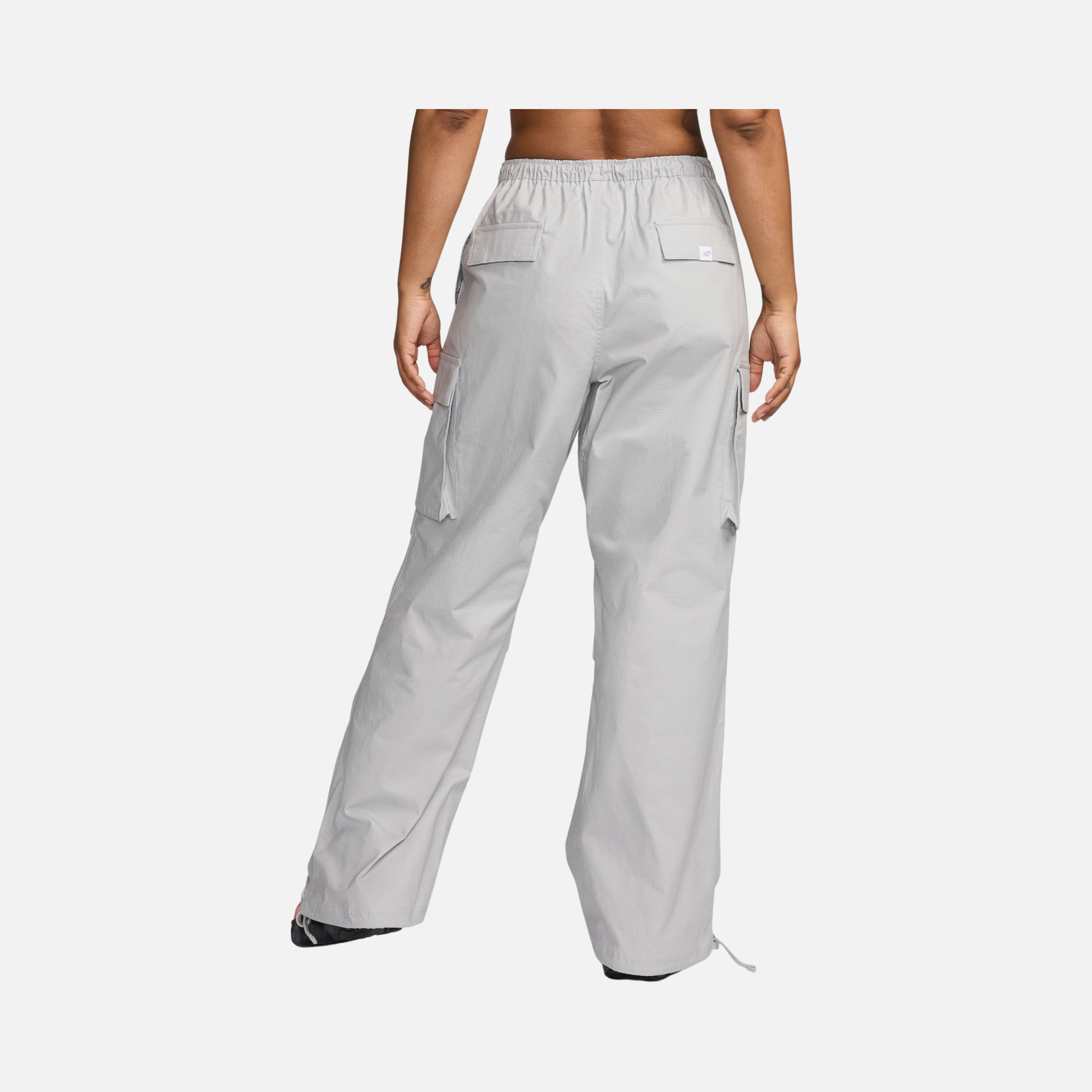 Nike Sportswear Dance Ripstop Cotton Fabric Mid-Rise Cargo Kadın Pantolon