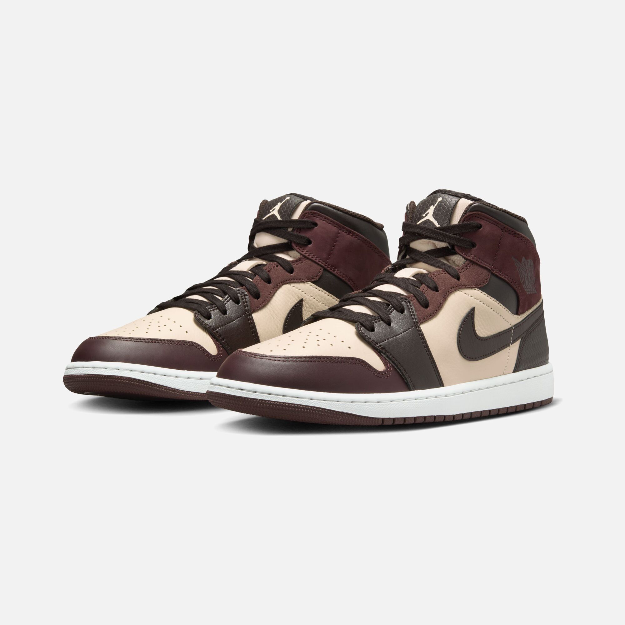 Nike Air Jordan 1 Mid SE ''Paris YMCA'' Erkek Spor Ayakkabı