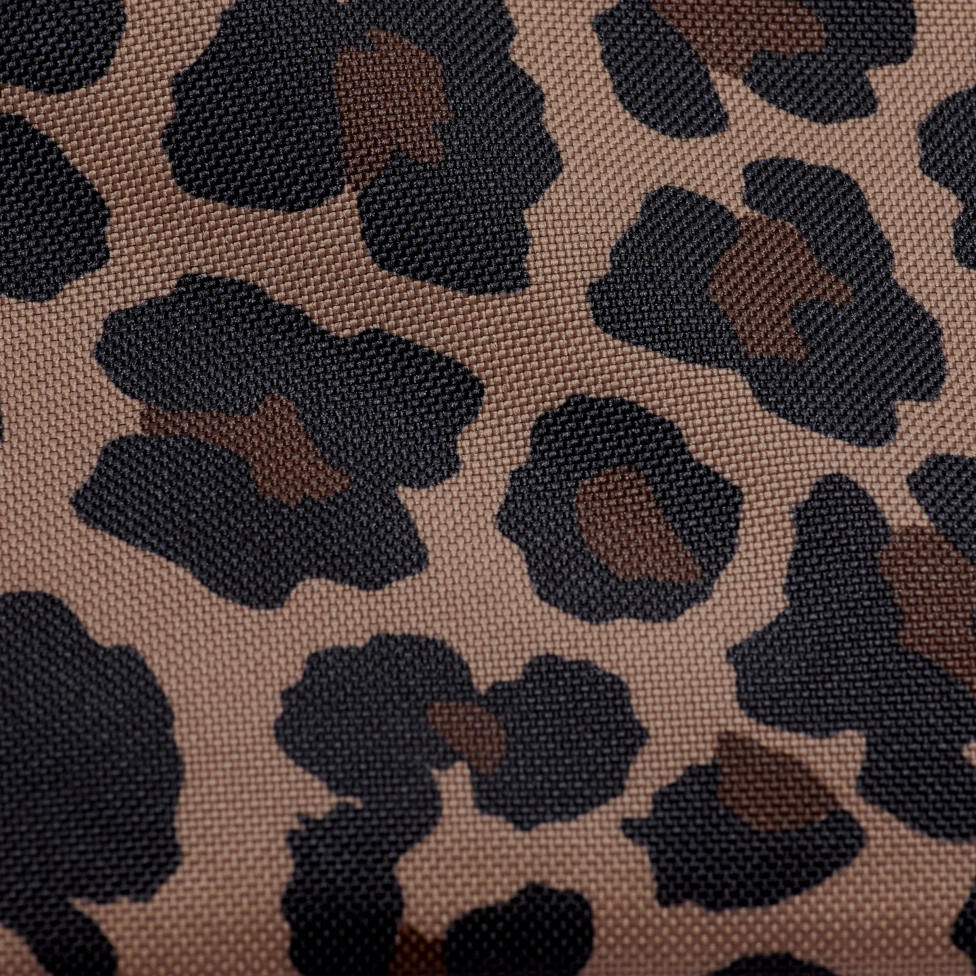 Nike Sportswear Futura 365 Animal Printed (3 L) Kadın Omuz Çantası