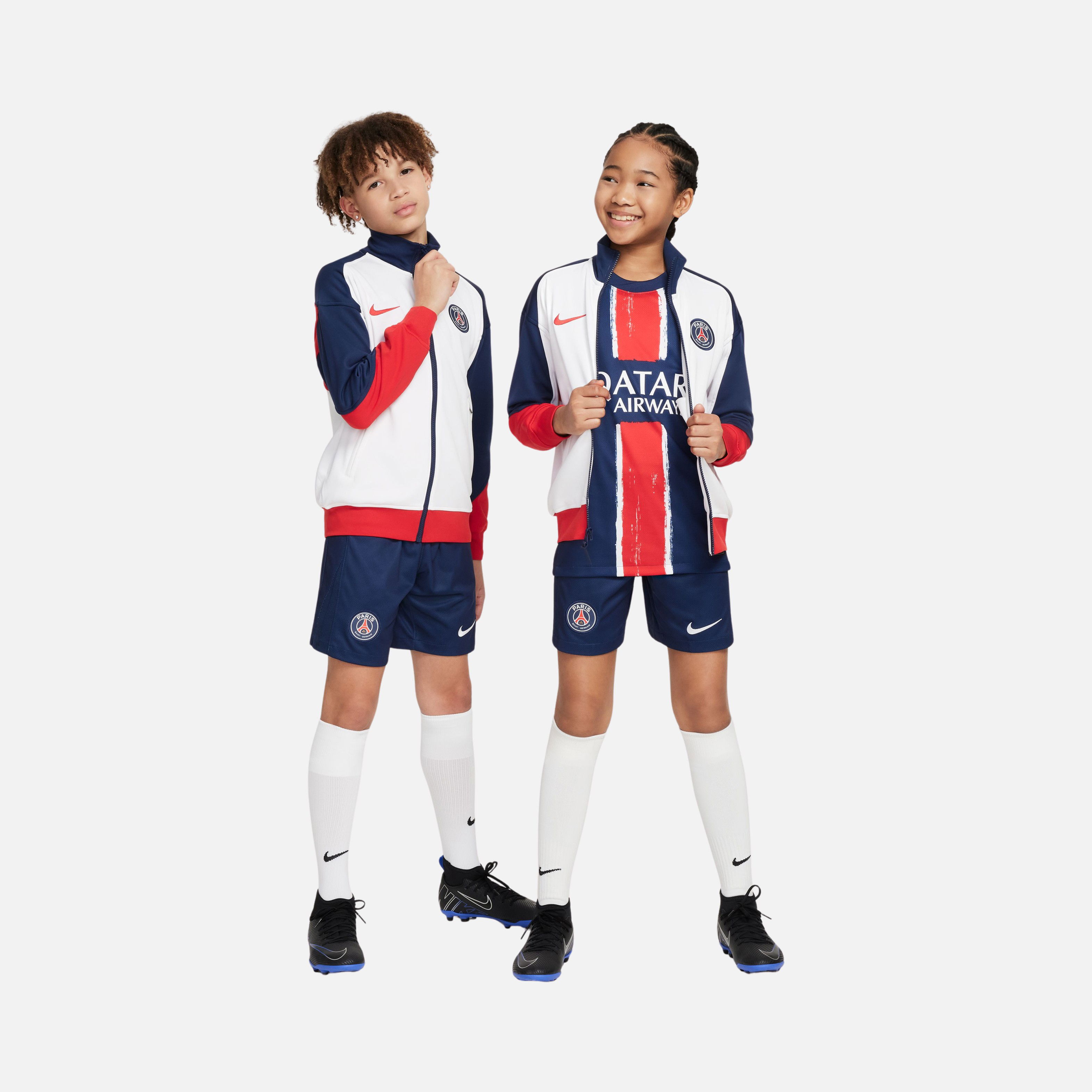 Nike Paris Saint-Germain 2024-2025 Stadium İç Saha Çocuk Şort