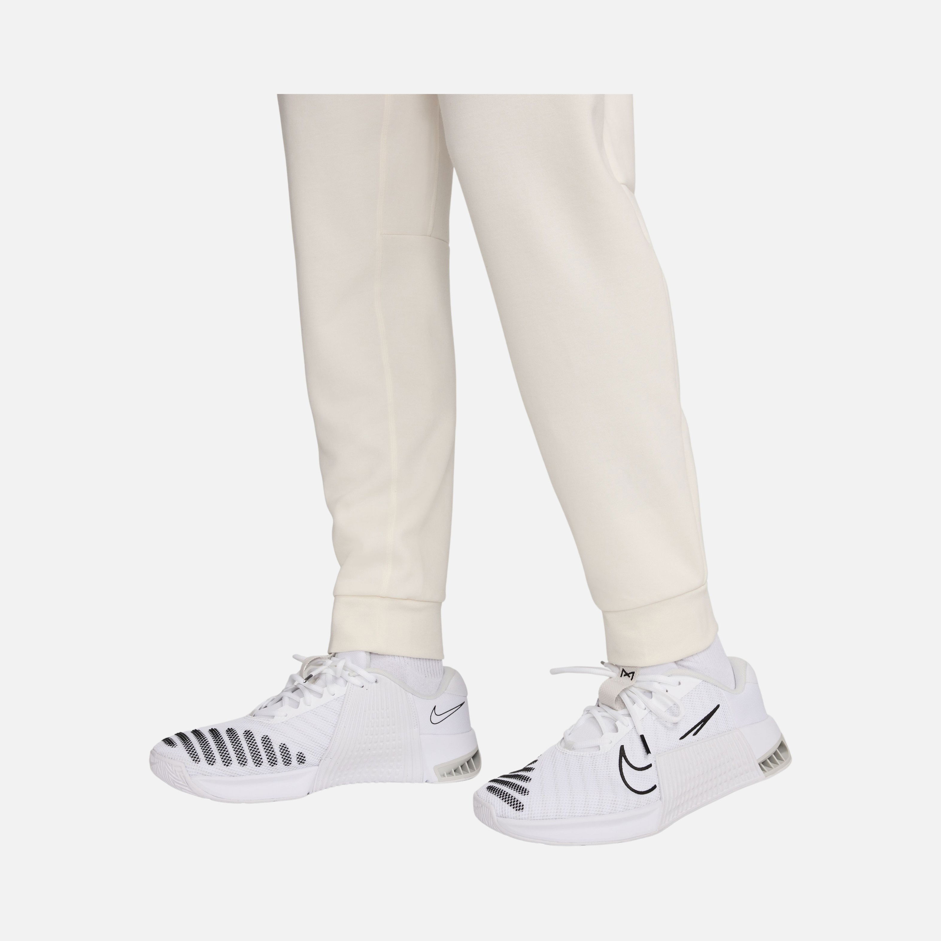 Nike Primary Dri-Fit UV Versatile Training Erkek Eşofman Altı