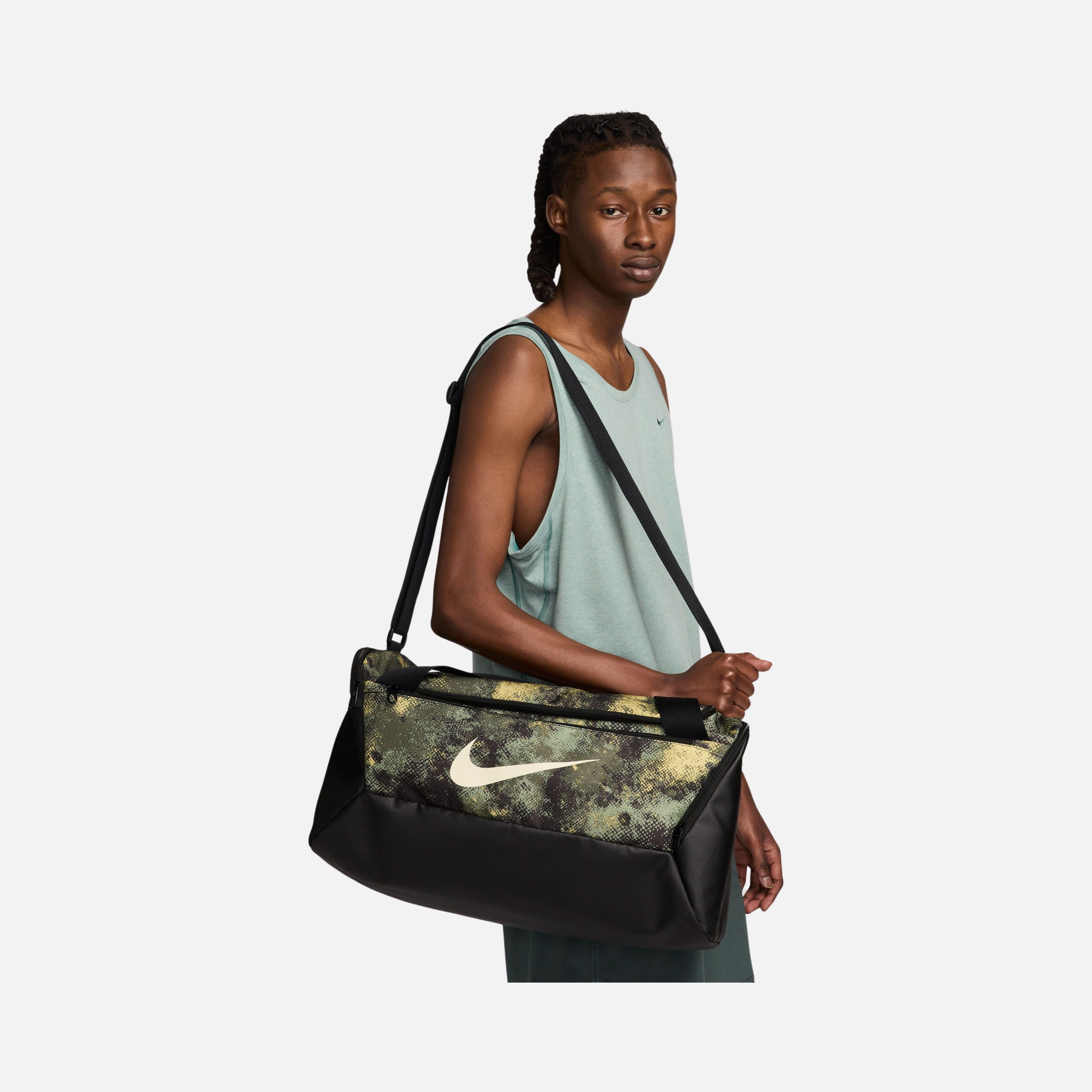 Nike Brasilia 9.5 Camouflage All Over Printed Training (Small - 41 L) Unisex Spor Çantası