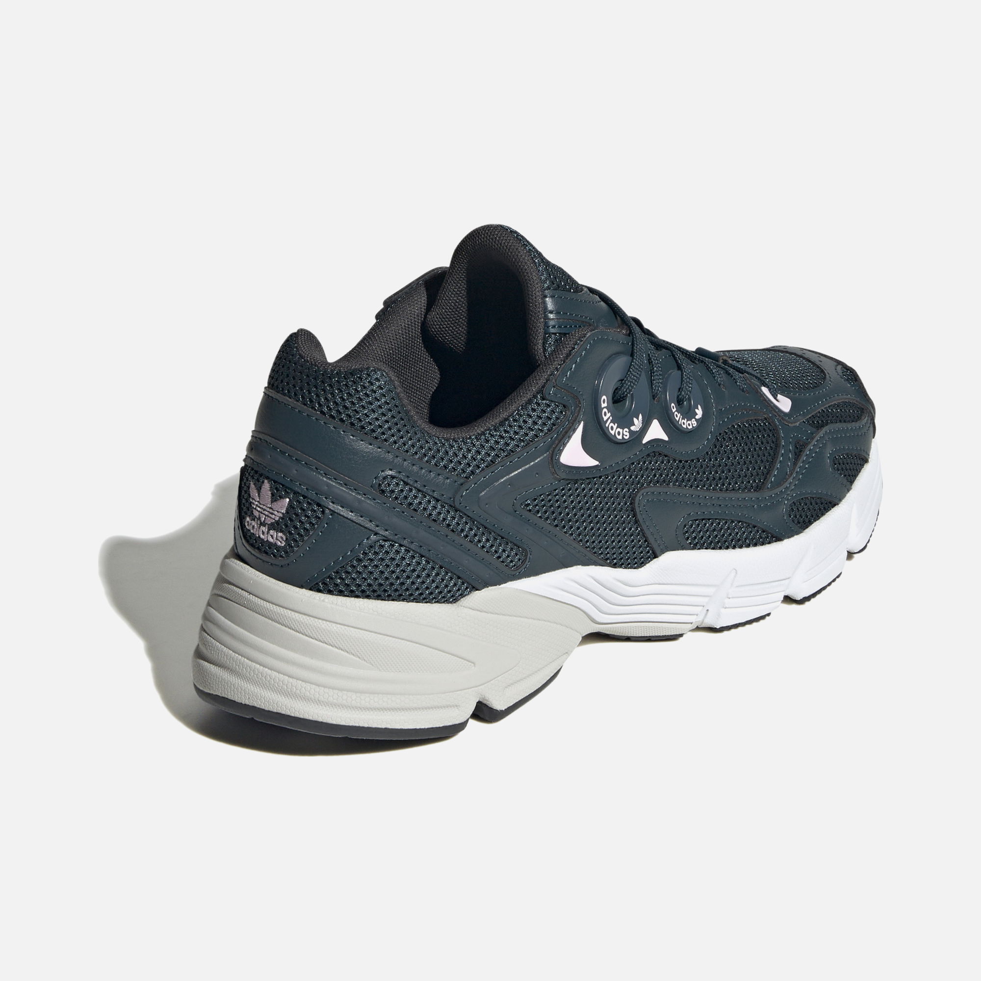 adidas Sportswear Astir Kadın Spor Ayakkabı