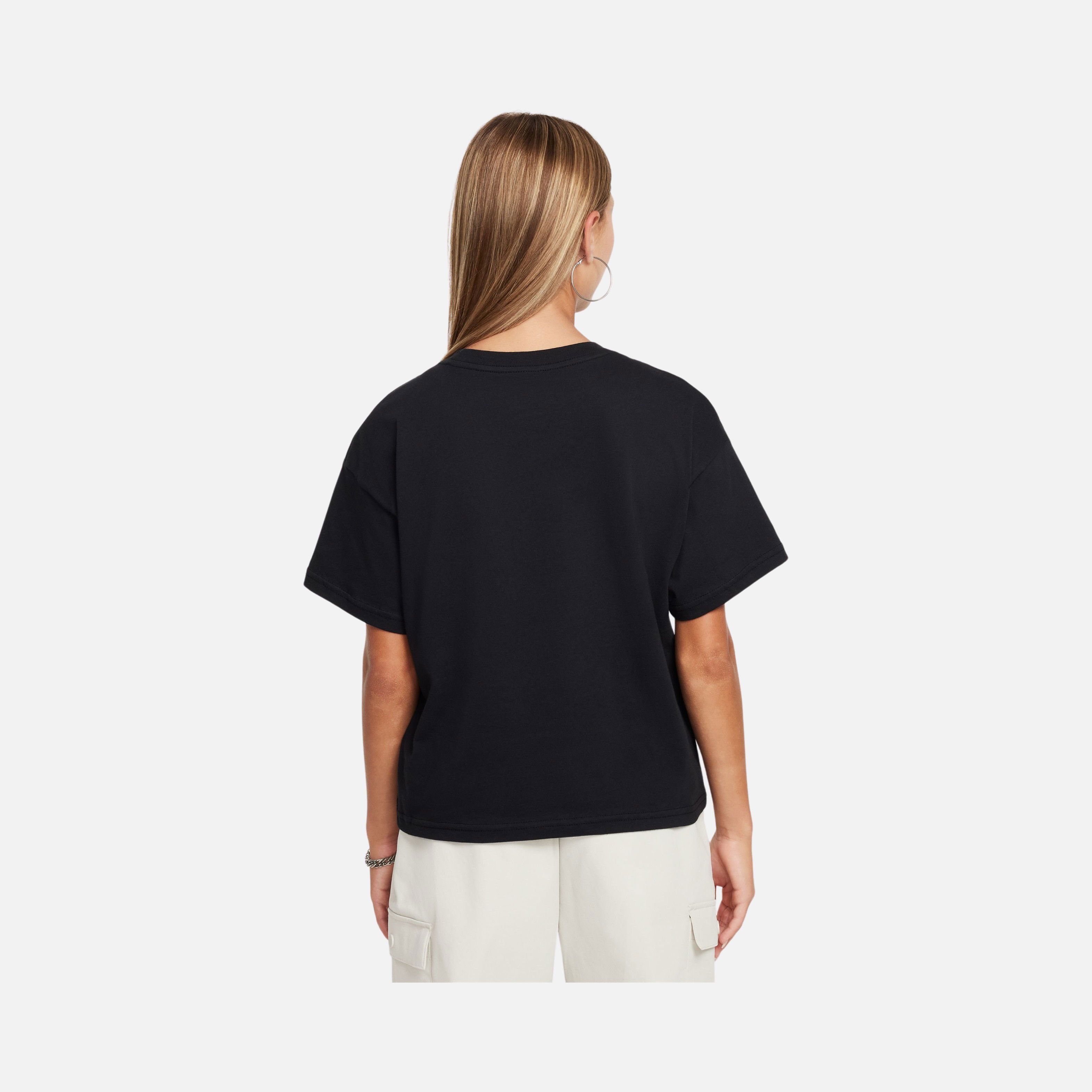 Nike Sportswear Boxy Essential Short-Sleeve (Girls') Çocuk Tişört
