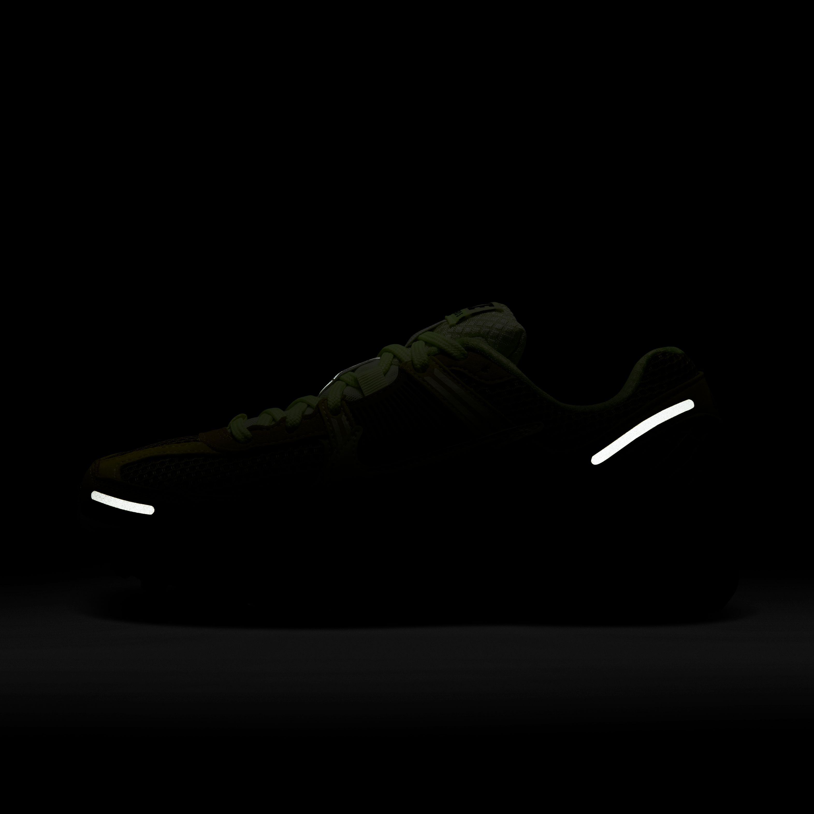 Nike Zoom Vomero 5 Sportswear Kadın Spor Ayakkabı