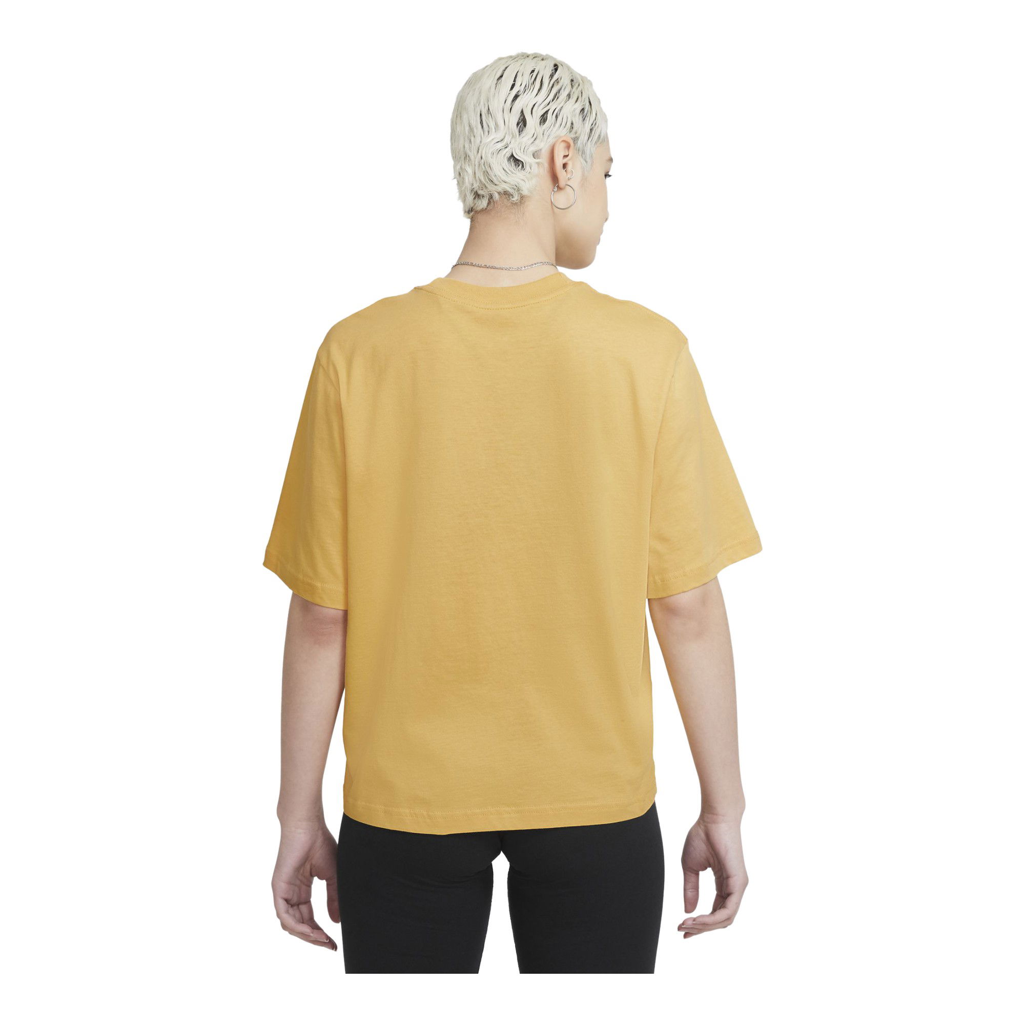 Nike Sportswear Boxy Nature Short-Sleeve Kadın Tişört