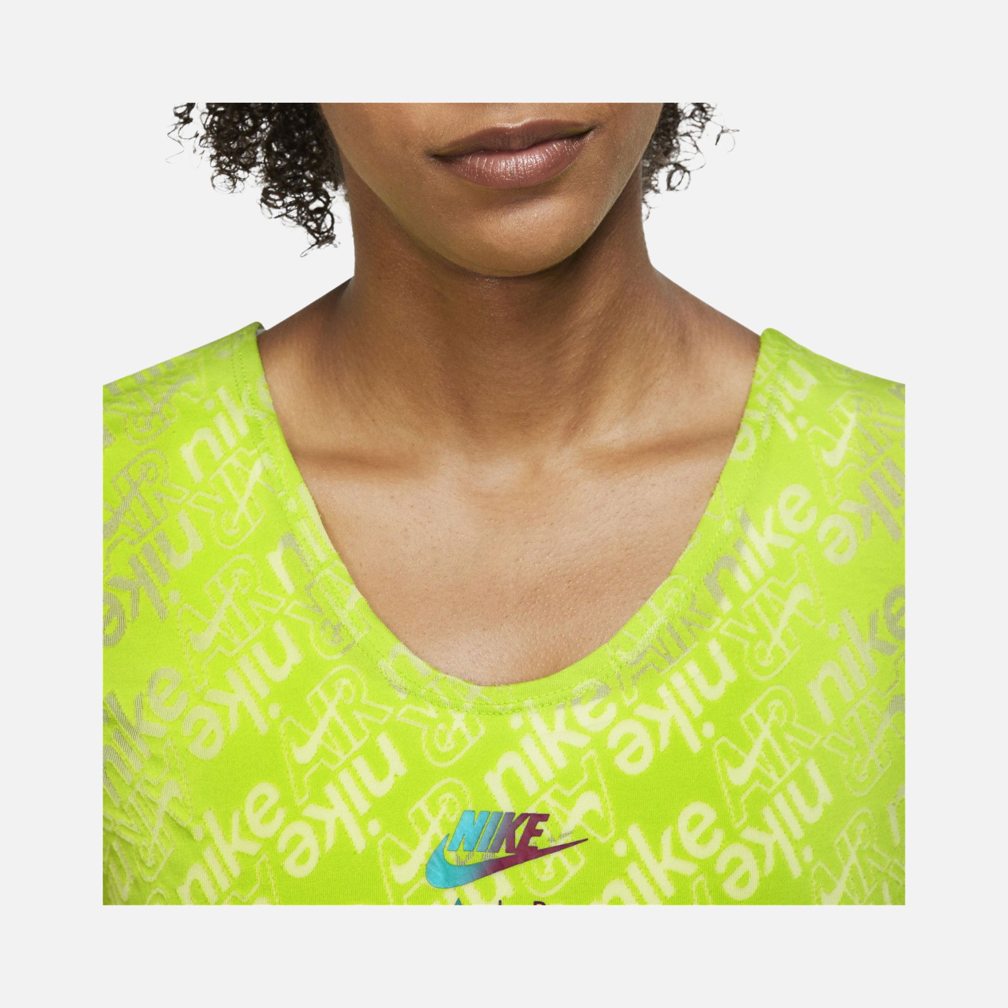 Nike Air Dri-Fit Running V-Neck Short-Sleeve Kadın Tişört