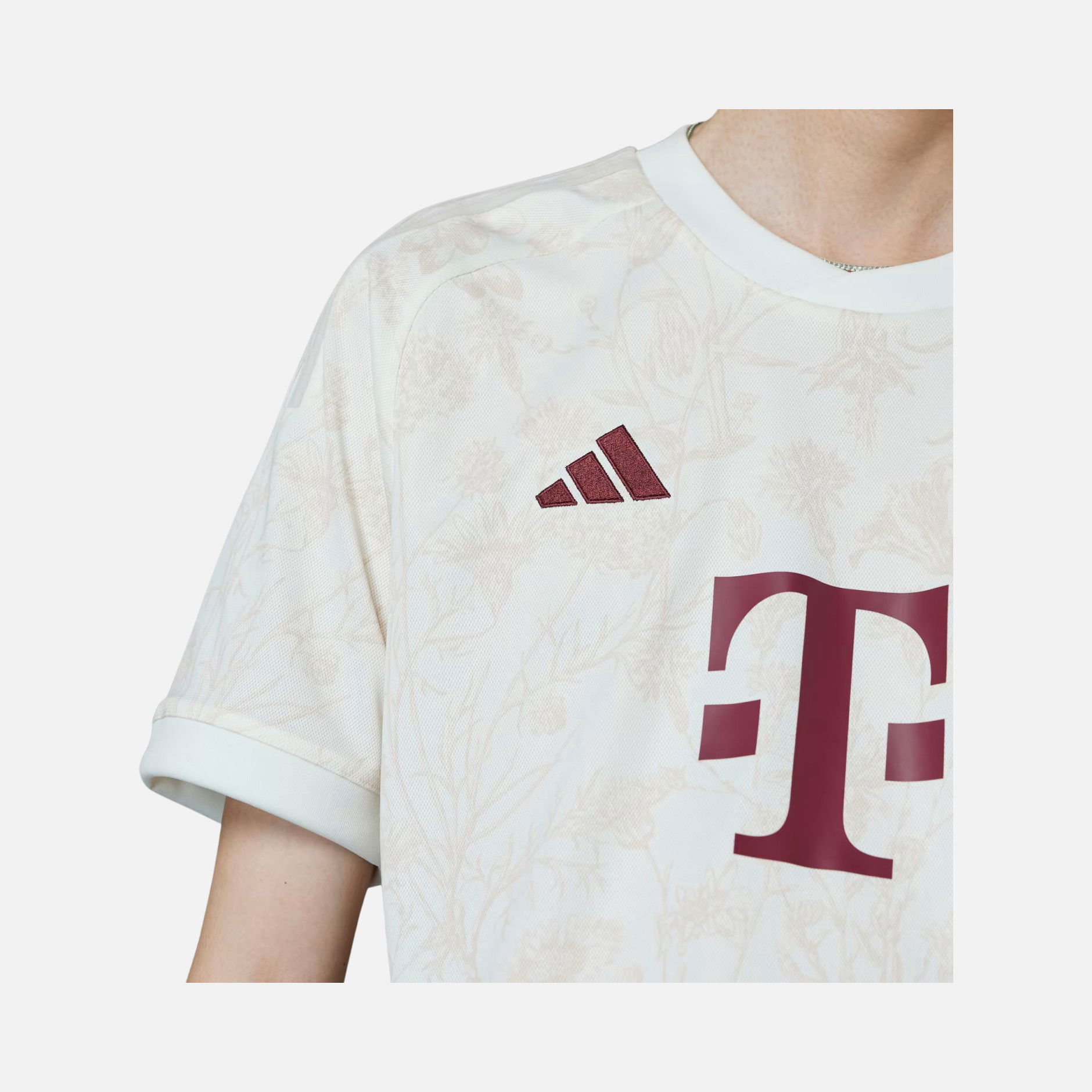 adidas FC Bayern 2023-2024 Üçüncü Erkek Forma