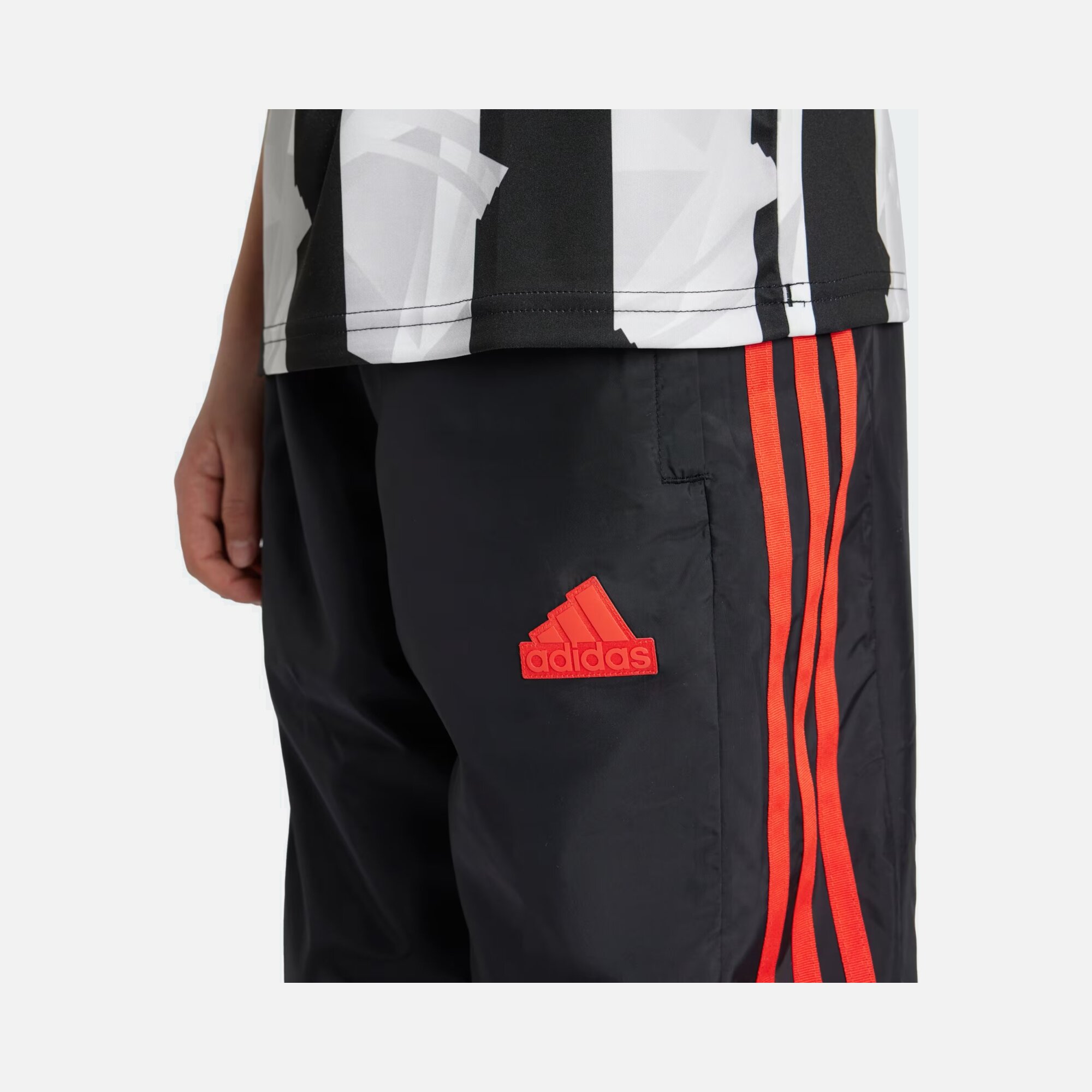 adidas Clothing Tiro Woven 3-Stripes Çocuk Eşofman Altı
