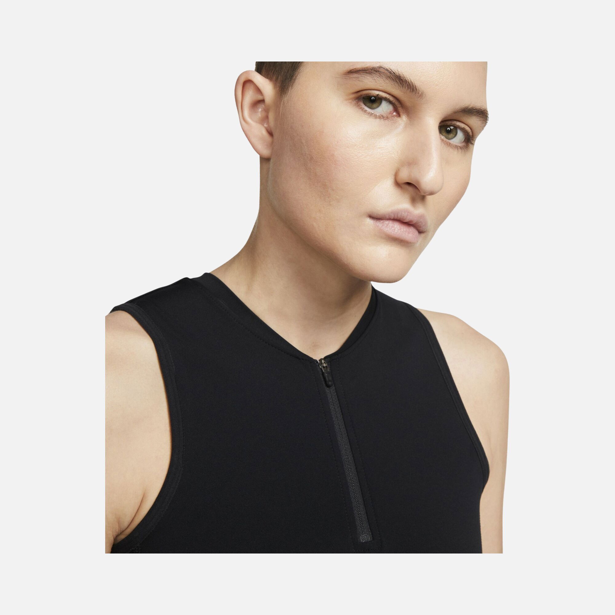 Nike Pro Dri-Fit Cropped Essential Zip-Front Light Support Training Kadın Atlet