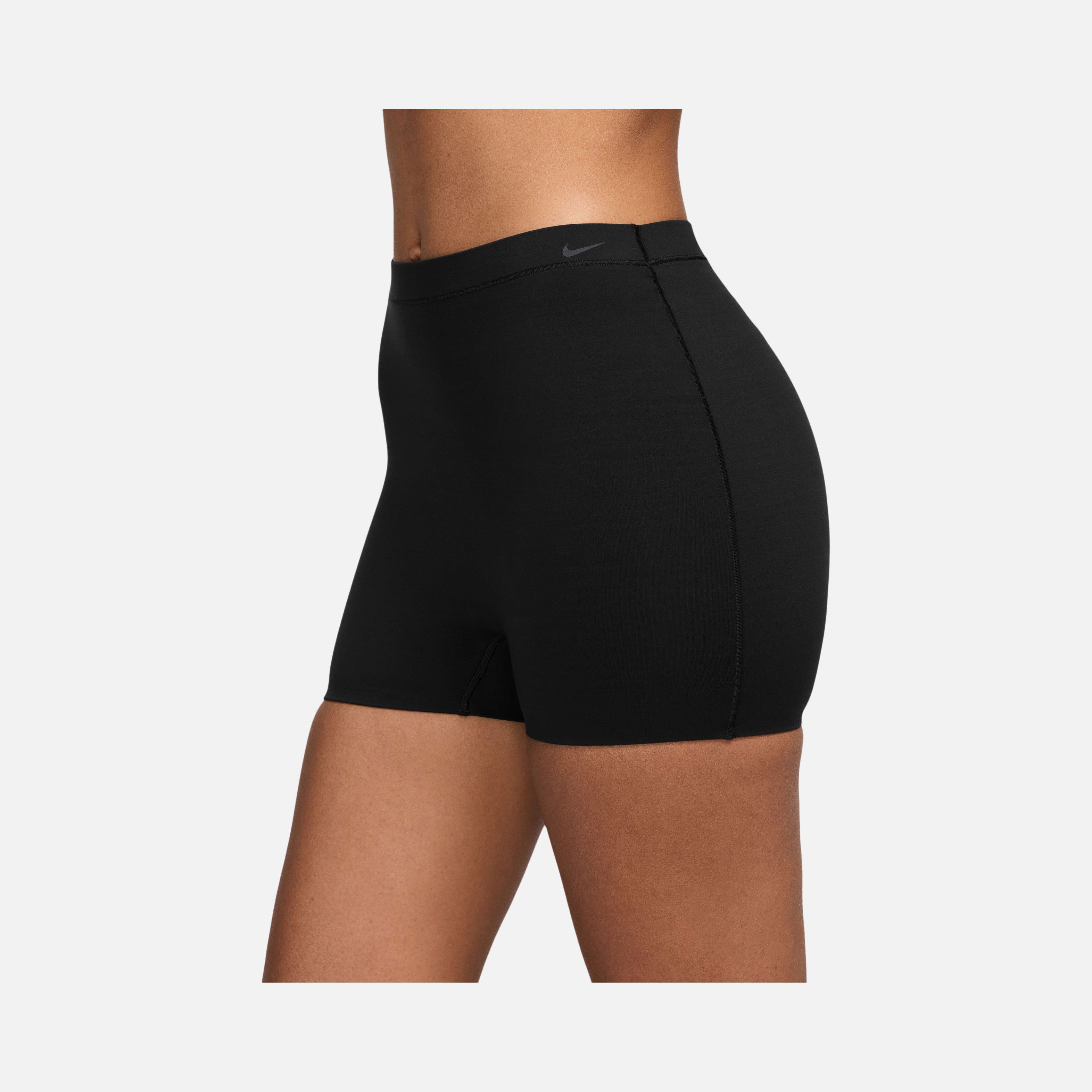 Nike W Boyshort Kadın Şort