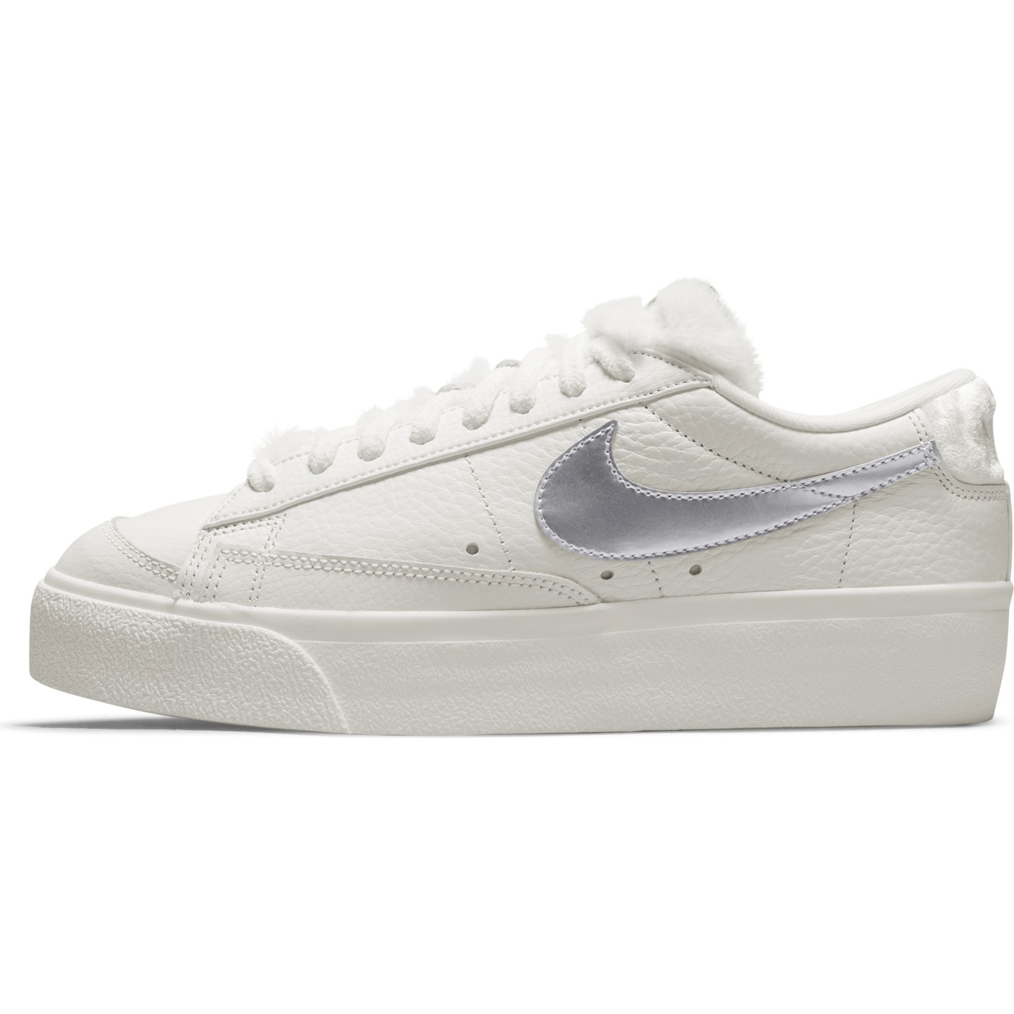 Nike Blazer Low Platform ''Metallic Swoosh'' Kadın Spor Ayakkabı