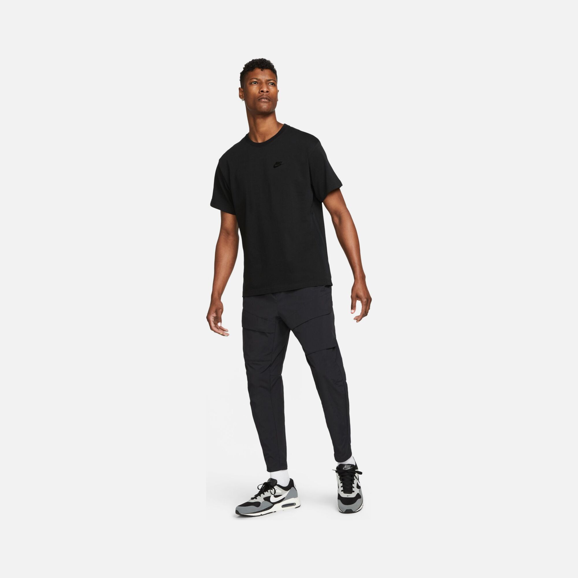 Nike Sportswear Knit Lightweight Short-Sleeve Erkek Tişört