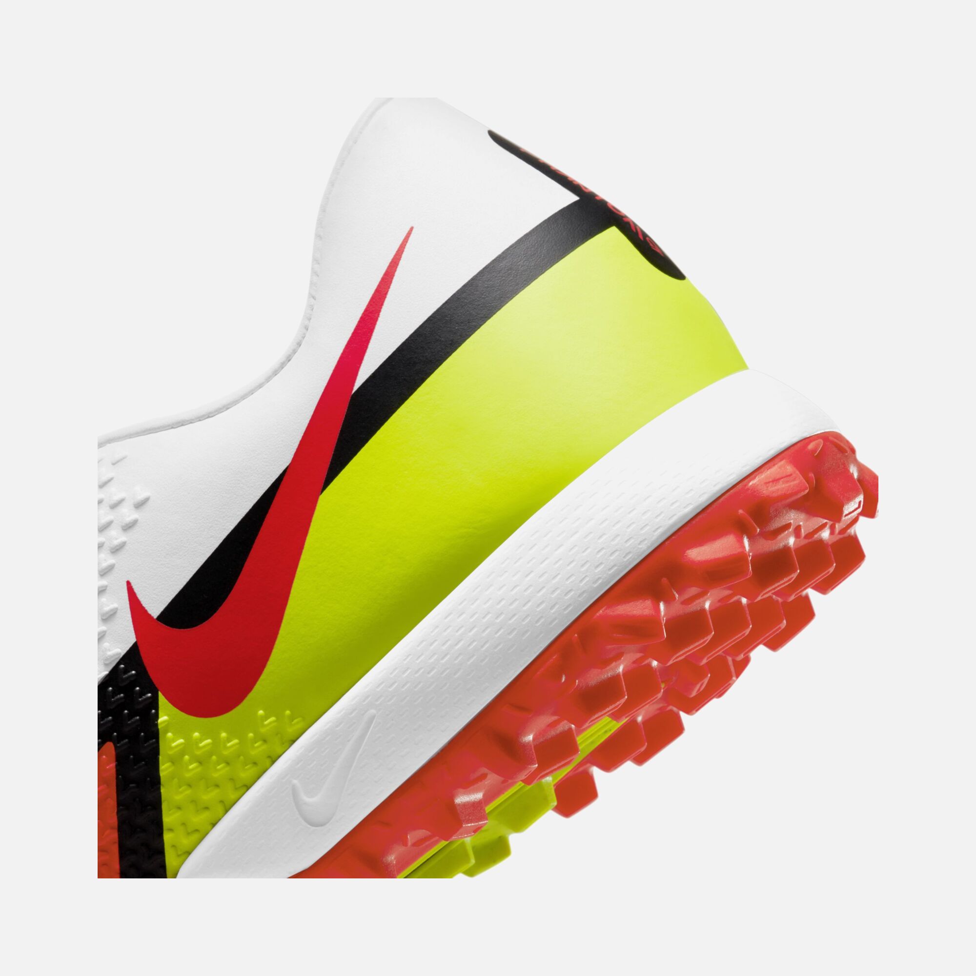 Nike Phantom GT2 Academy Turf Erkek Halı Saha Ayakkabı