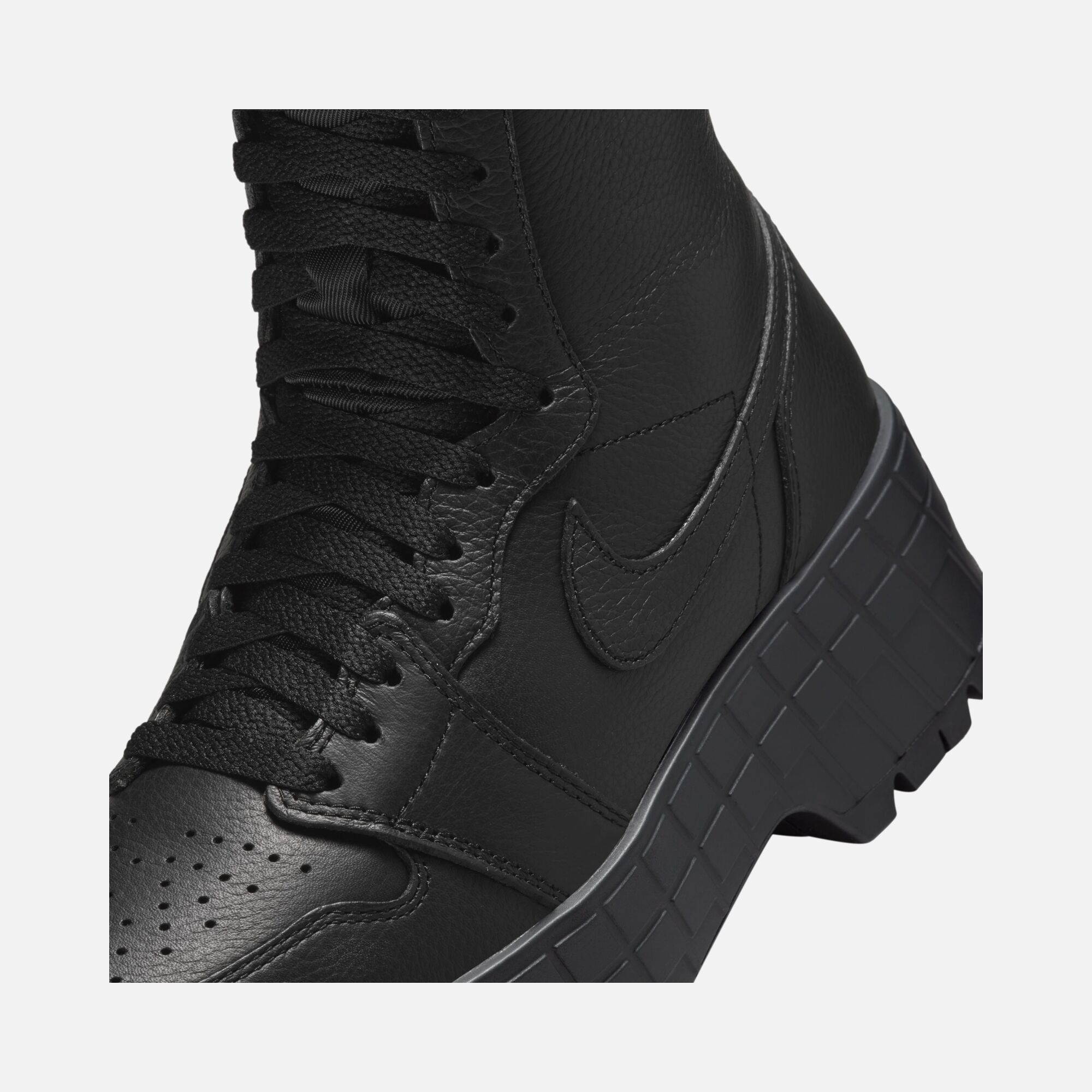 Nike Air Jordan 1 Brooklyn Mid Kadın Bot
