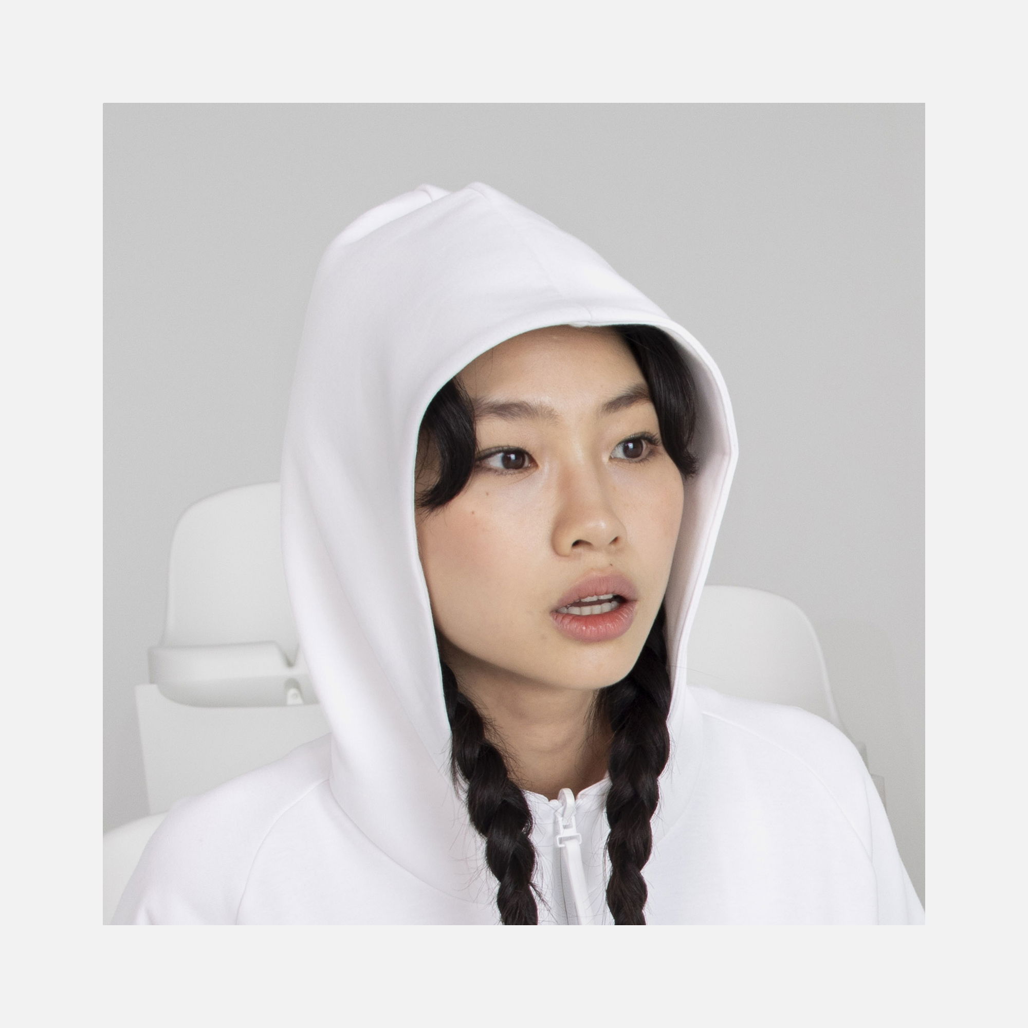 adidas Sportswear  Z.N.E. Full-Zip Hoodie kadın Sweatshirt